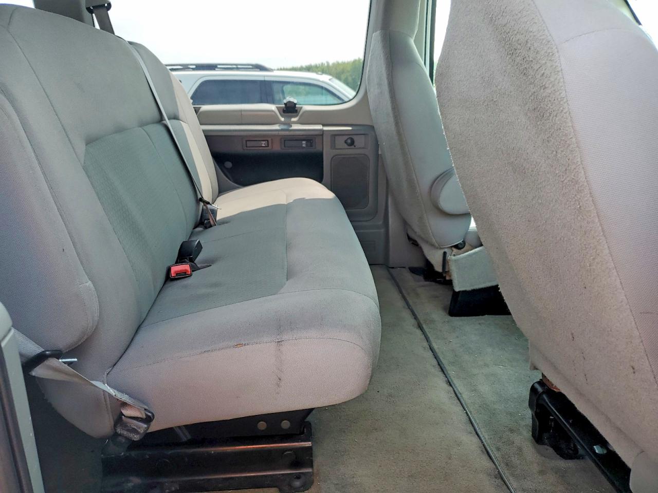 2013 Ford Econoline E350 Super Duty Wagon Белый vin: 1FBSS3BLXDDA43002