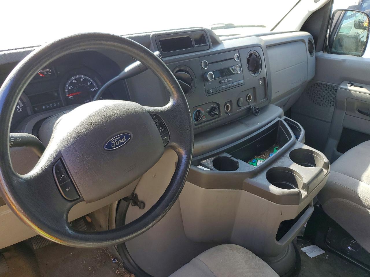 2014 Ford Econoline E350 Super Duty Wagon Beige vin: 1FBSS3BLXEDA11278