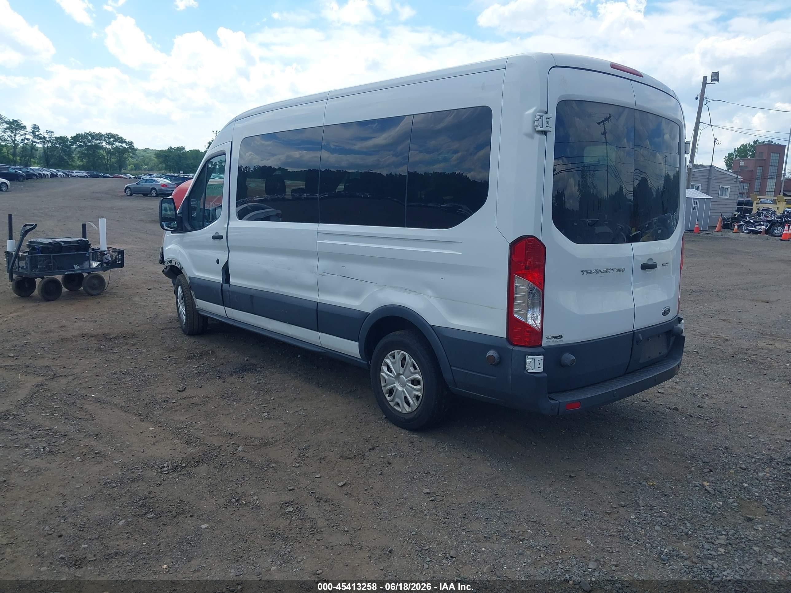 2015 Ford Transit-350 Xlt White vin: 1FBZX2CM4FKA94849
