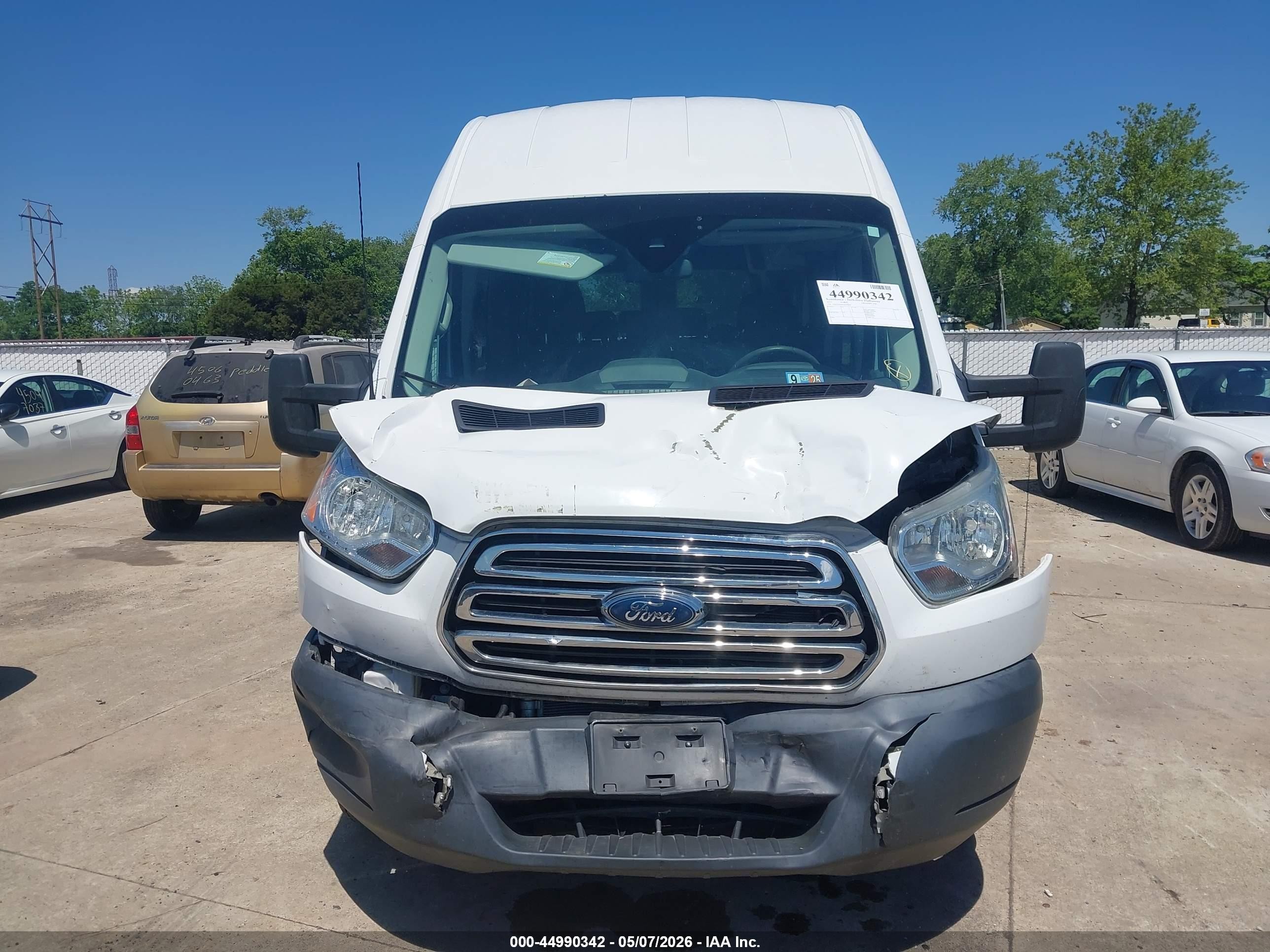 2015 Ford Transit-350 Xlt White vin: 1FBZX2XM2FKB00299