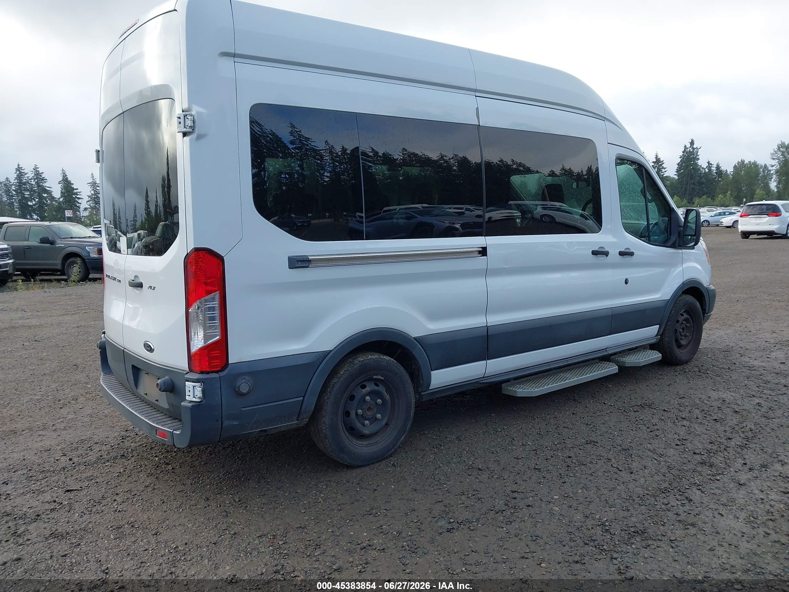 2015 Ford Transit-350 Xlt White vin: 1FBZX2XM5FKB13757