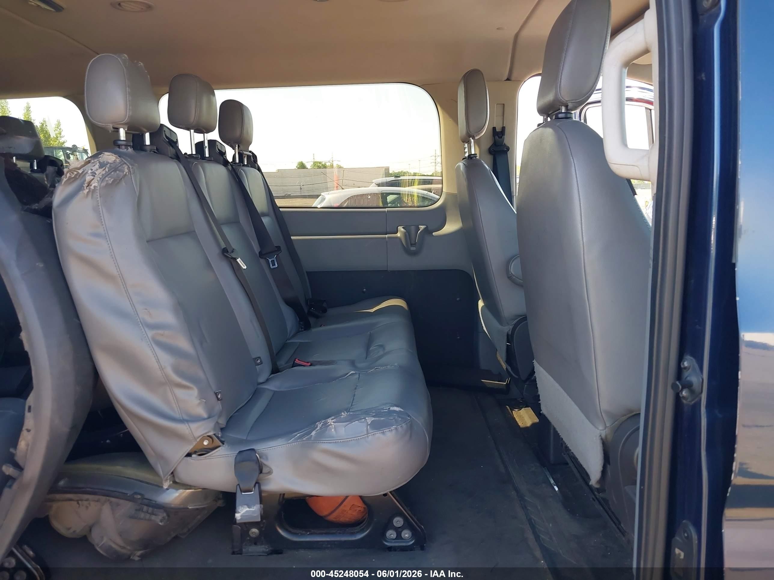 2015 Ford Transit-350 Xl Blue vin: 1FBZX2YM2FKA98116
