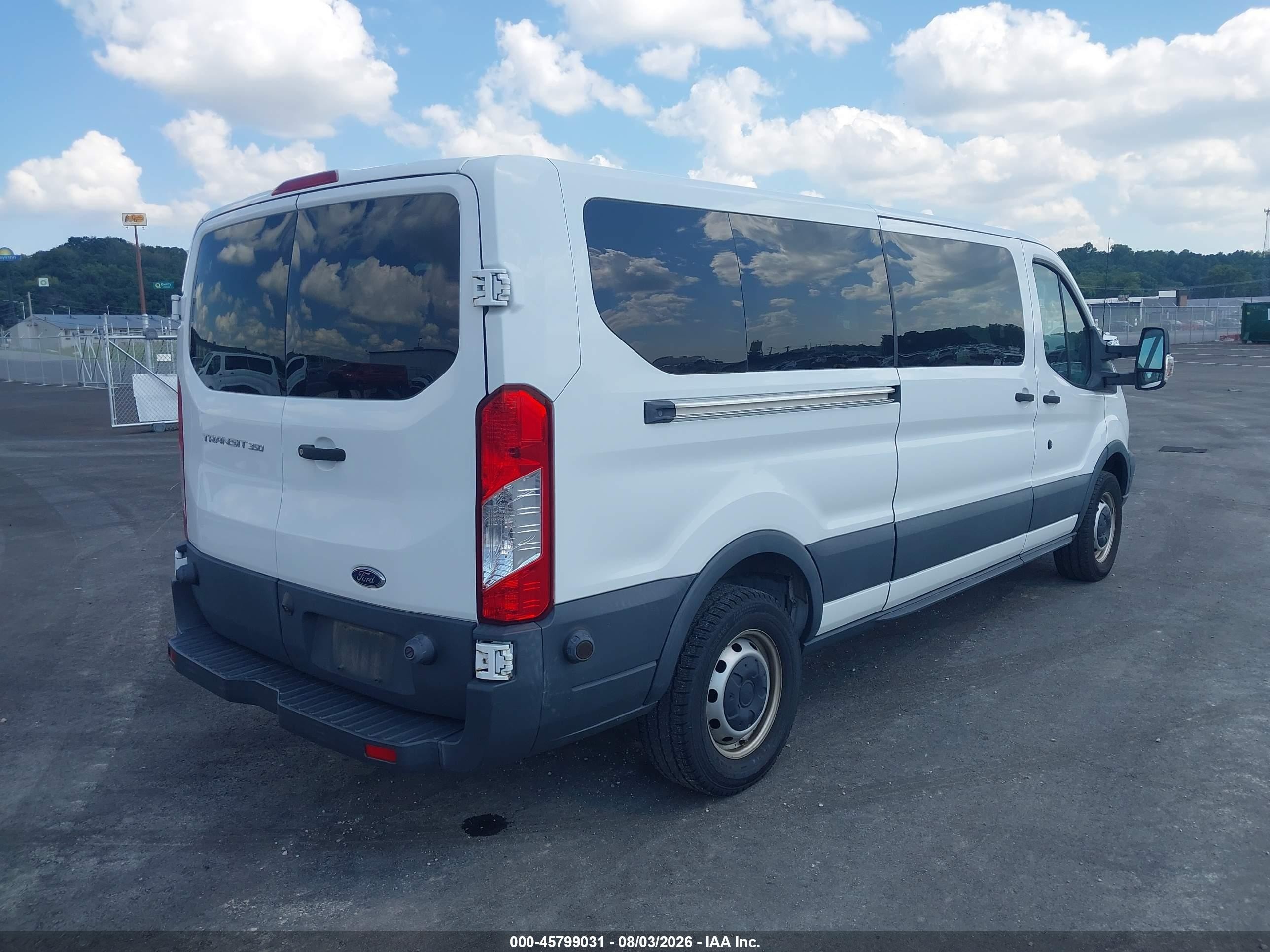 2018 Ford Transit-350 Xl Белый vin: 1FBZX2YM6JKB52736