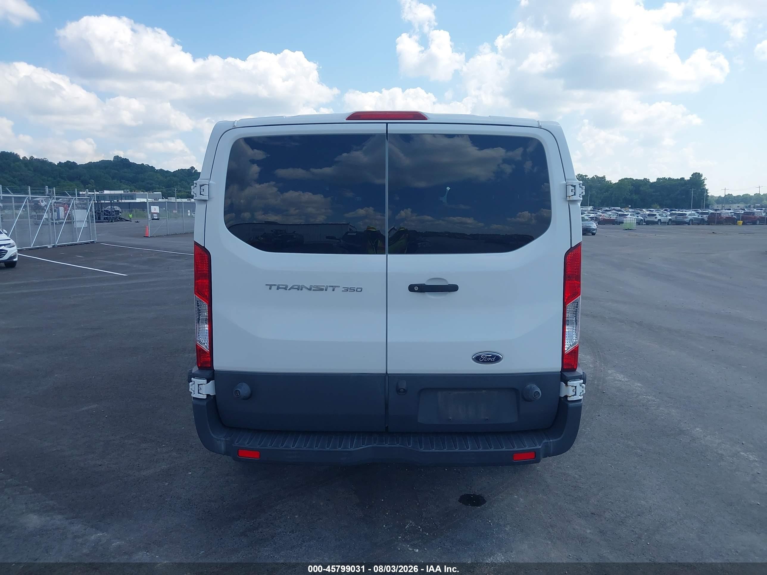 2018 Ford Transit-350 Xl Белый vin: 1FBZX2YM6JKB52736