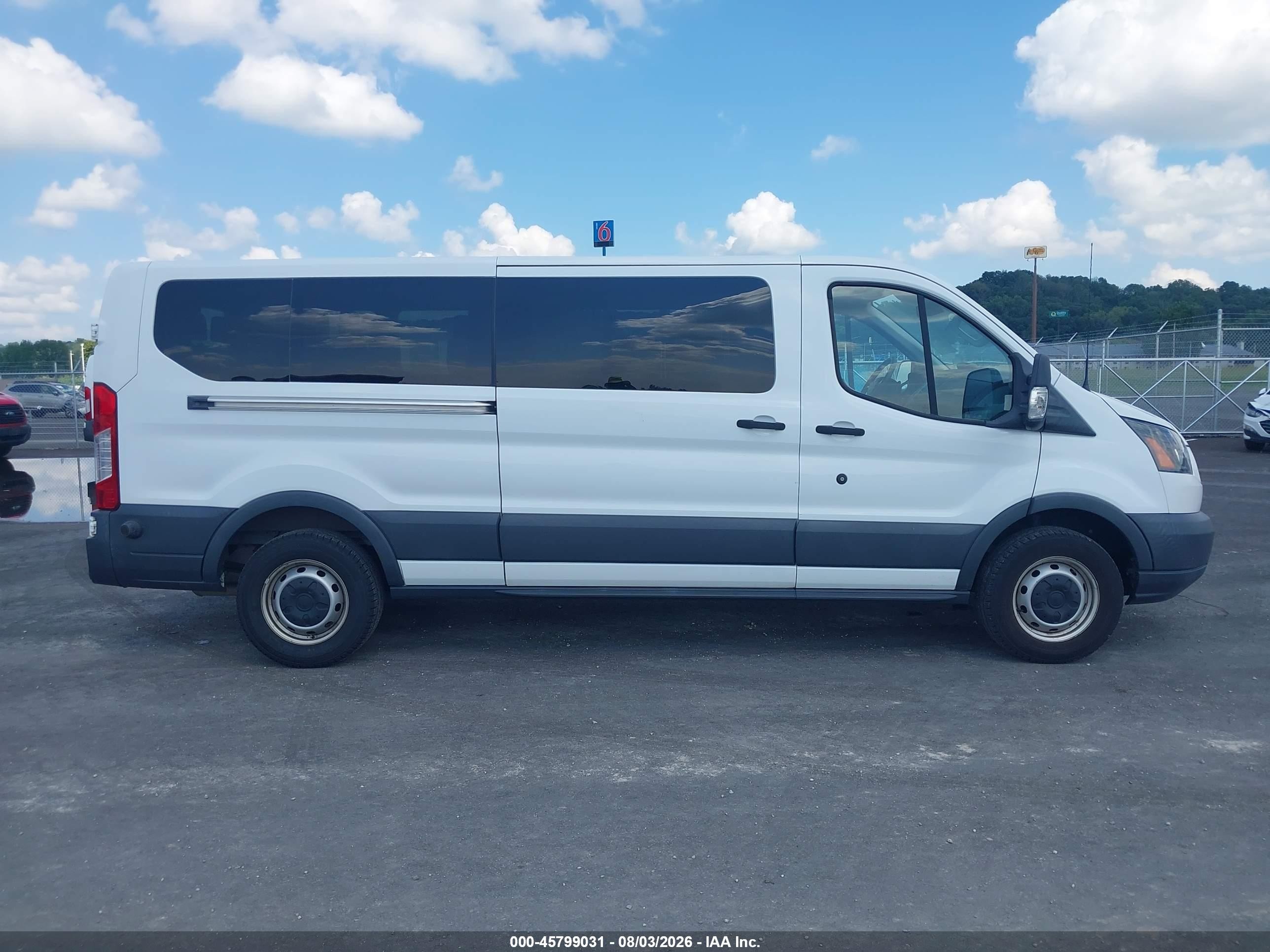 2018 Ford Transit-350 Xl Белый vin: 1FBZX2YM6JKB52736