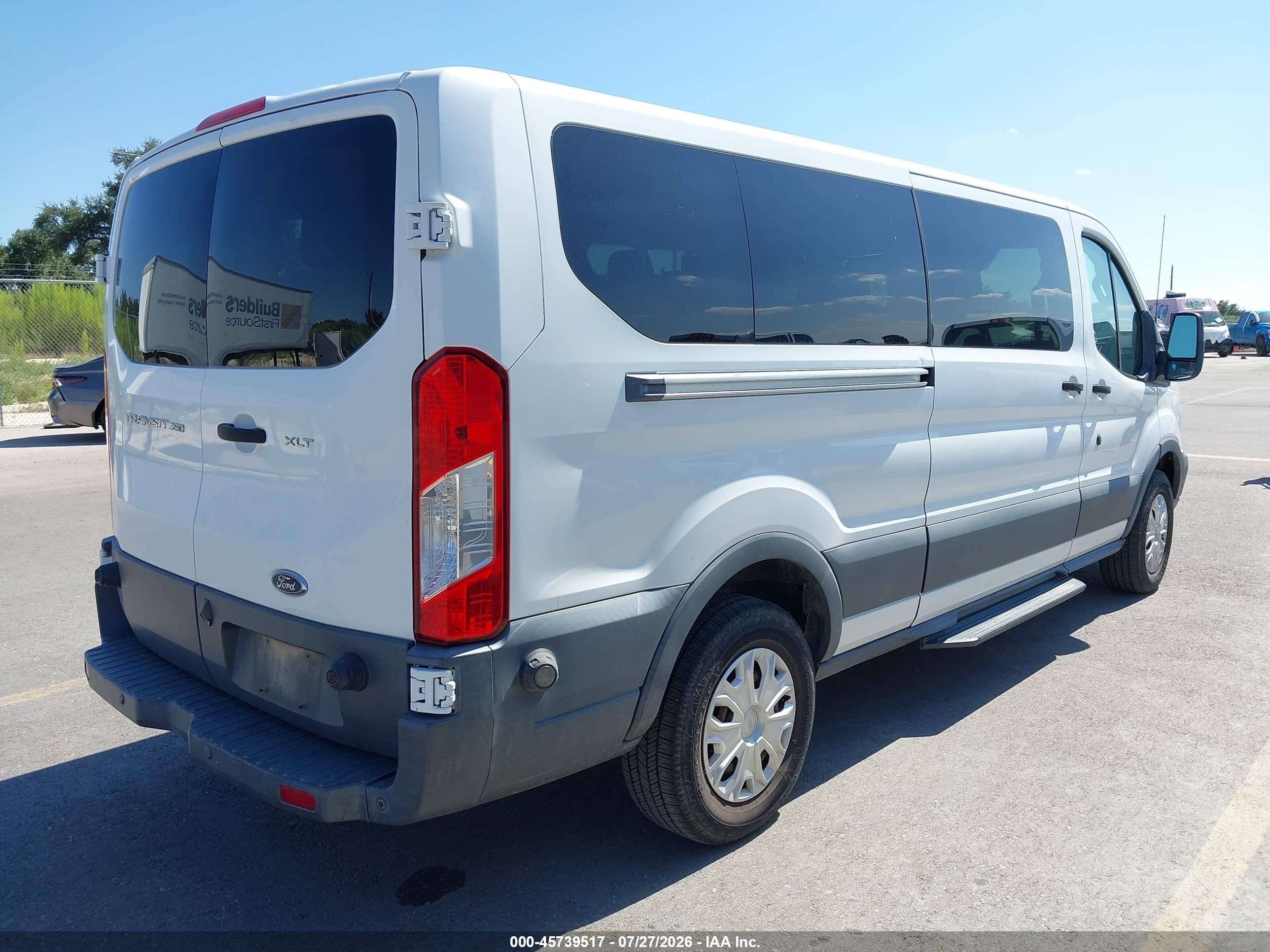 2015 Ford Transit-350 Xlt White vin: 1FBZX2YM8FKB01570