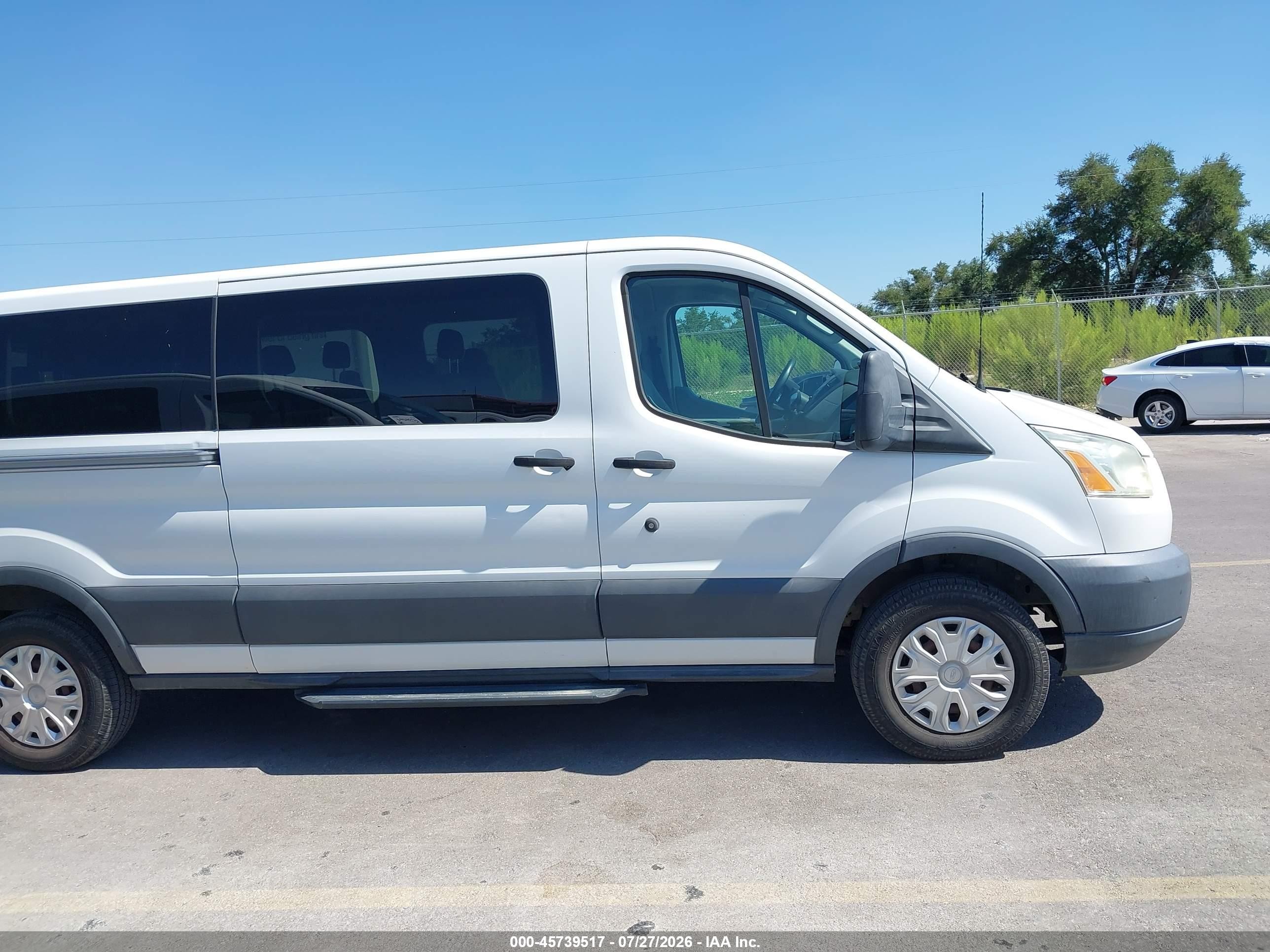 2015 Ford Transit-350 Xlt White vin: 1FBZX2YM8FKB01570