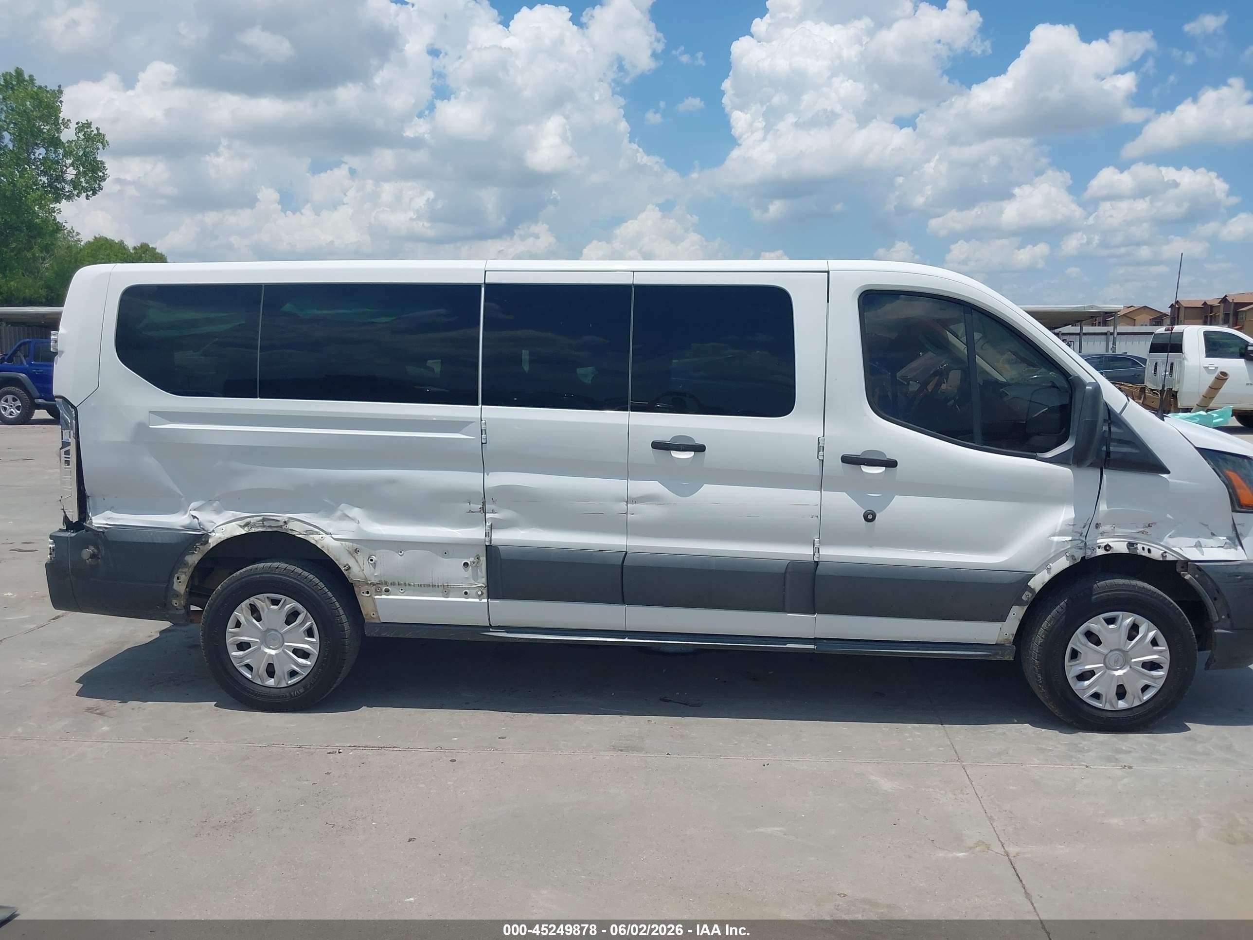 2015 Ford Transit-350 Xlt White vin: 1FBZX2ZM0FKA95407