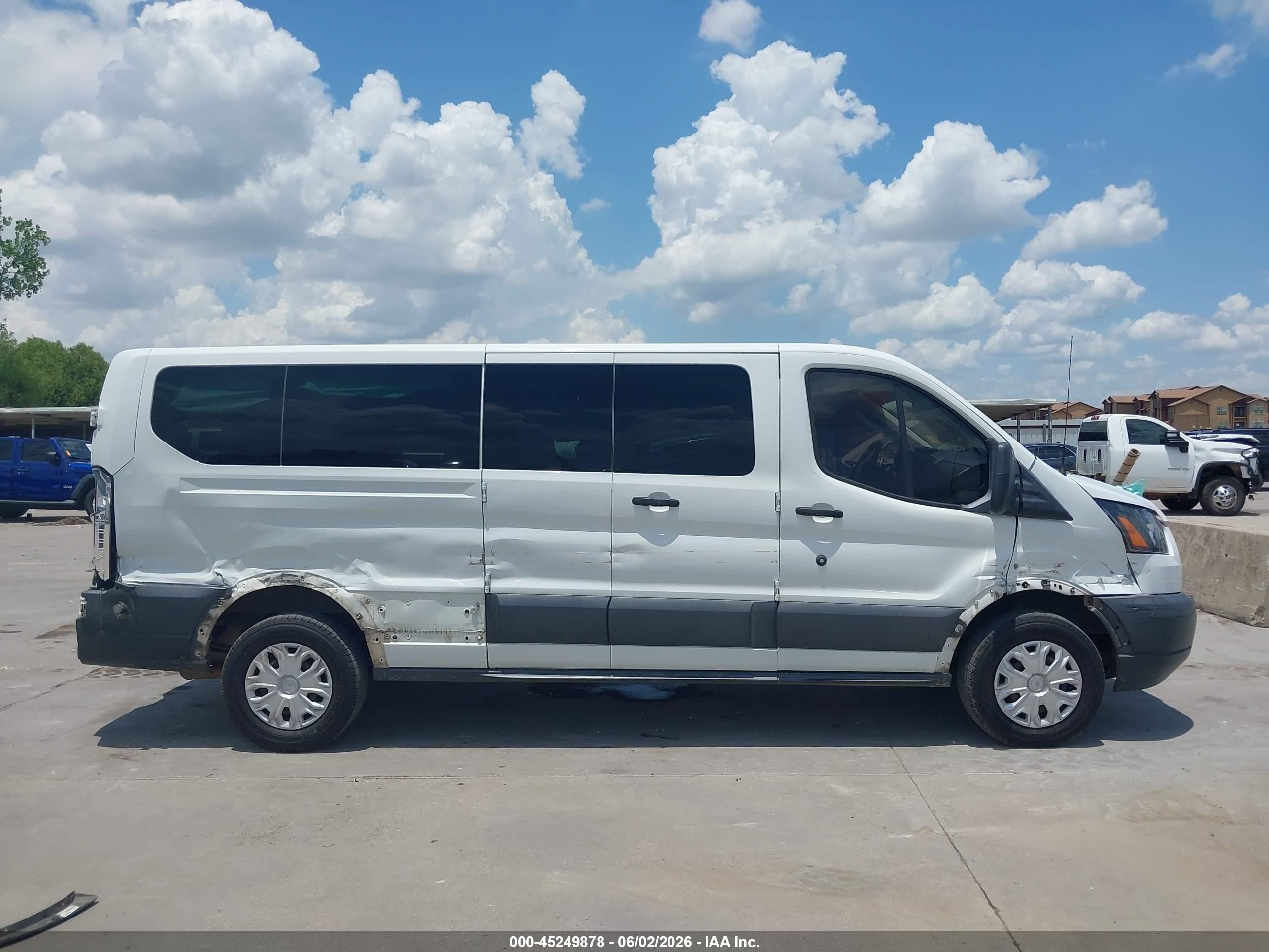 2015 Ford Transit-350 Xlt White vin: 1FBZX2ZM0FKA95407