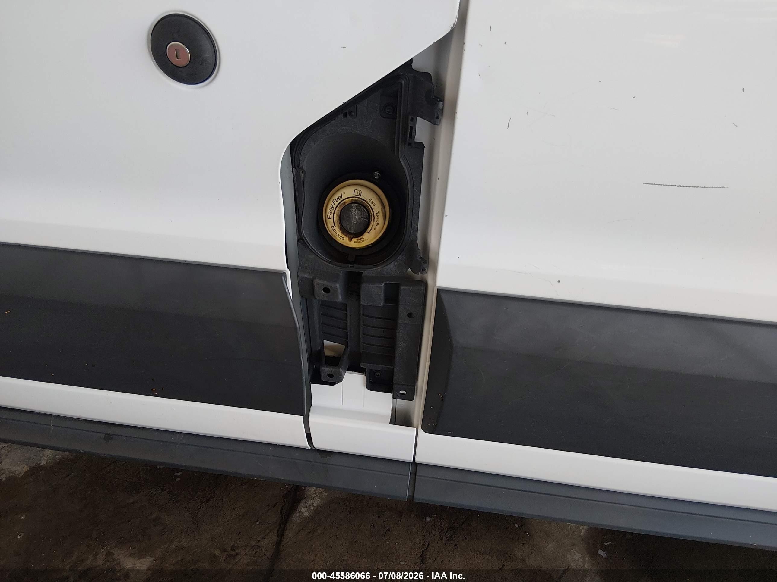 2015 Ford Transit-350 Xlt White vin: 1FBZX2ZM0FKB27725