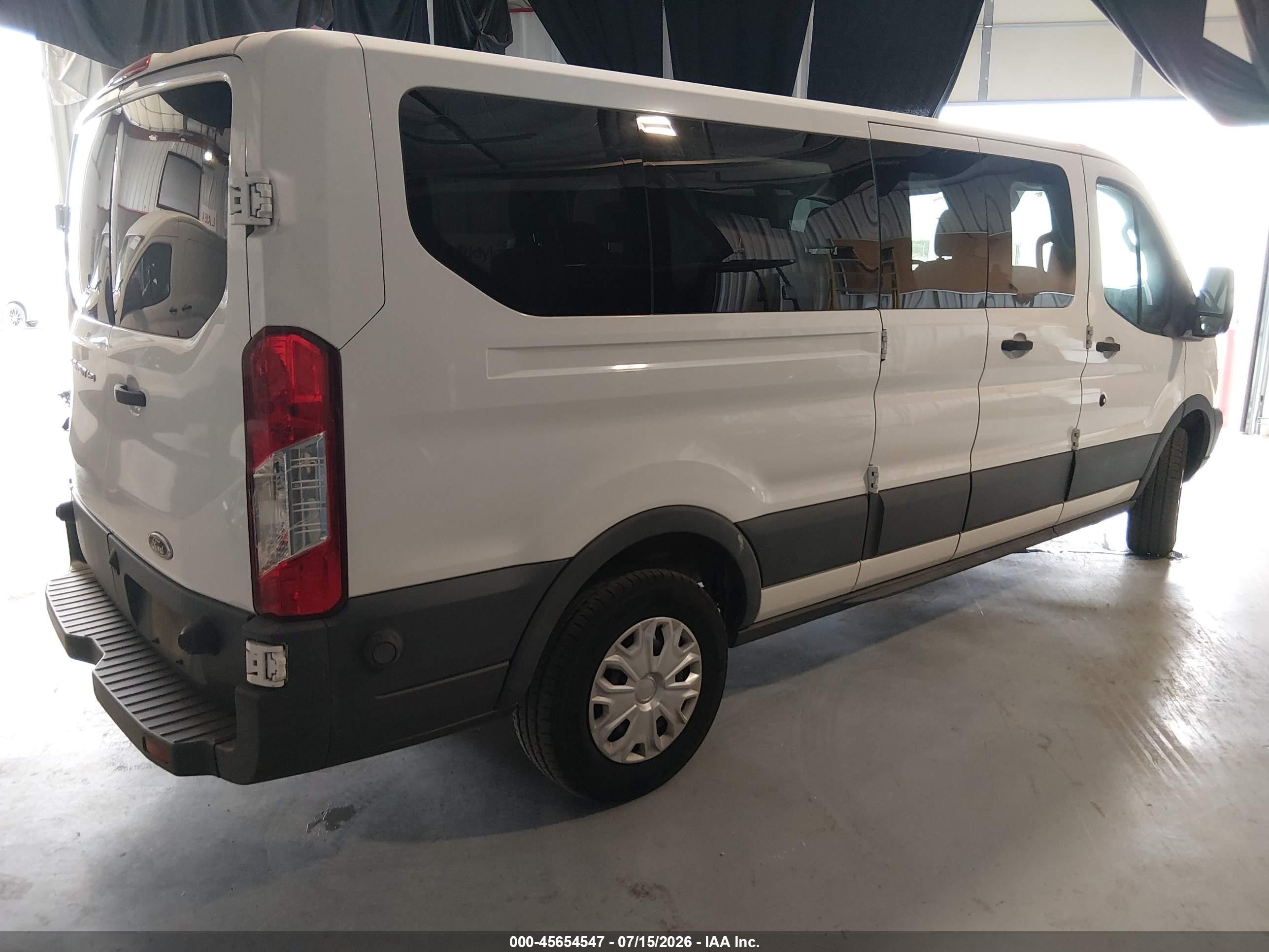2015 Ford Transit-350 Xlt White vin: 1FBZX2ZM0FKB27918