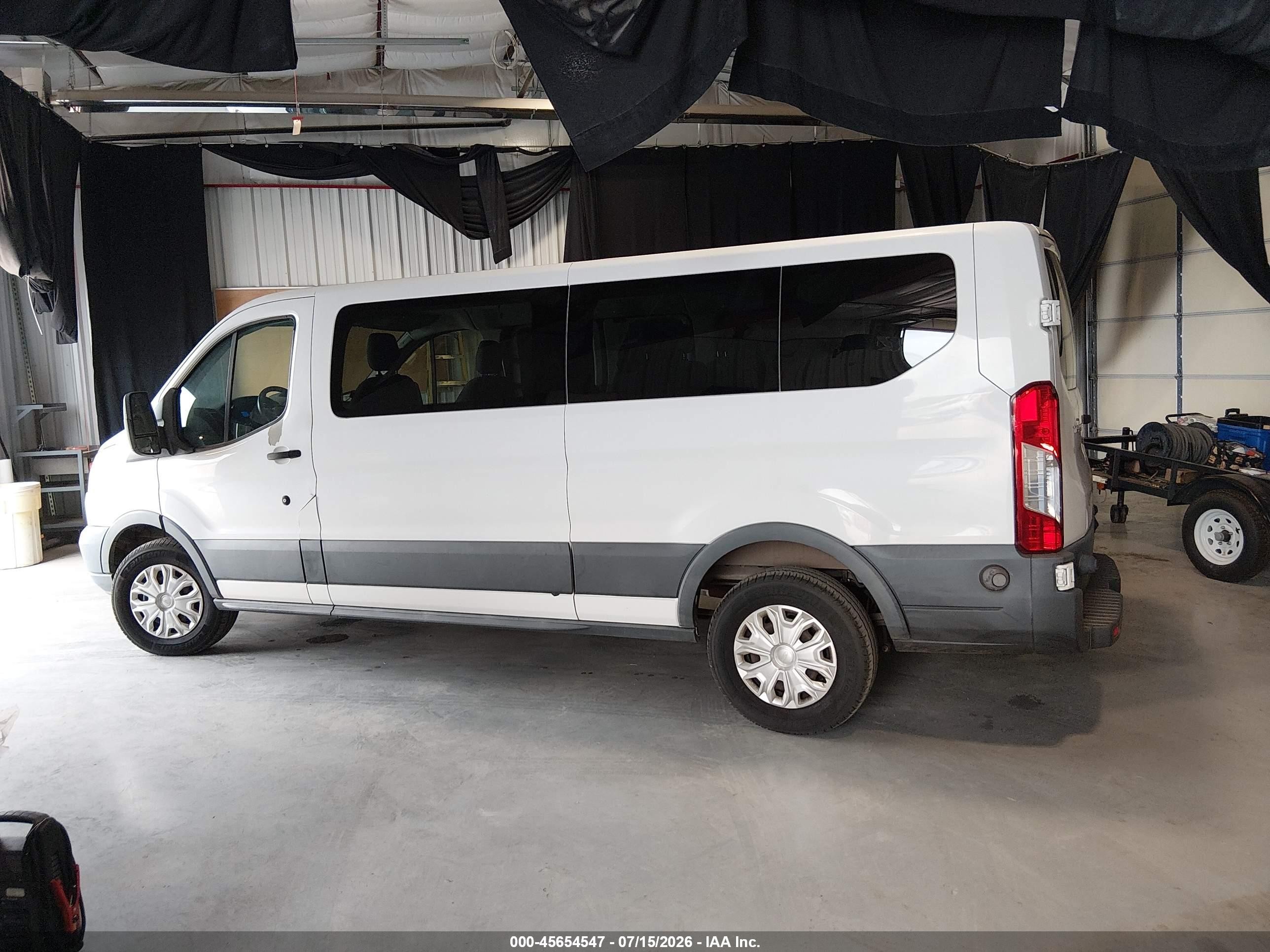 2015 Ford Transit-350 Xlt White vin: 1FBZX2ZM0FKB27918