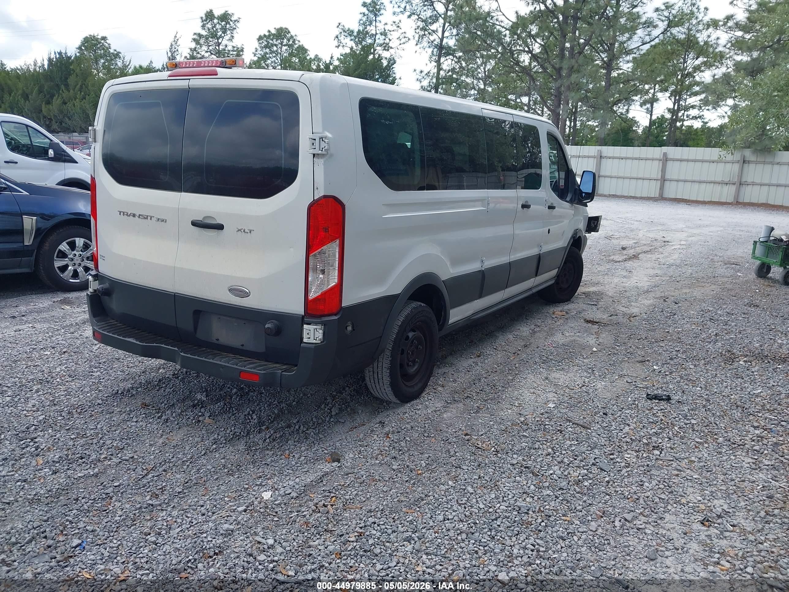 2015 Ford Transit-350 Xlt Белый vin: 1FBZX2ZM1FKA37483