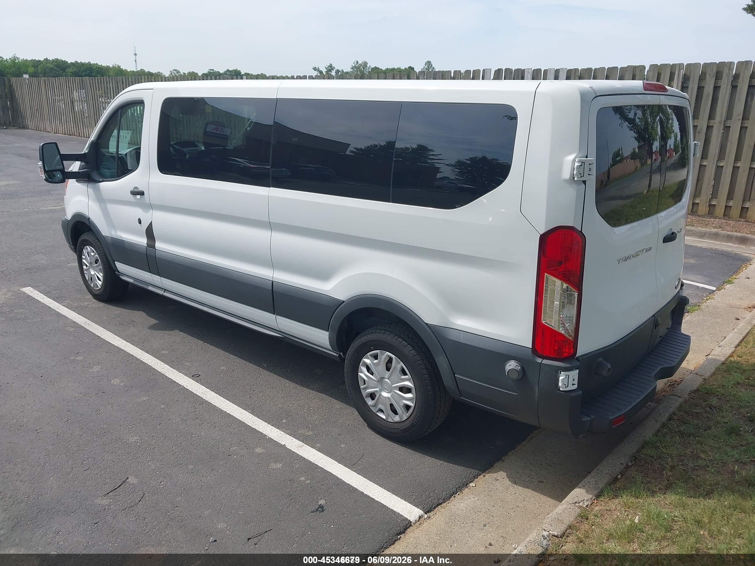 2015 Ford Transit-350 Xlt White vin: 1FBZX2ZM2FKB10134