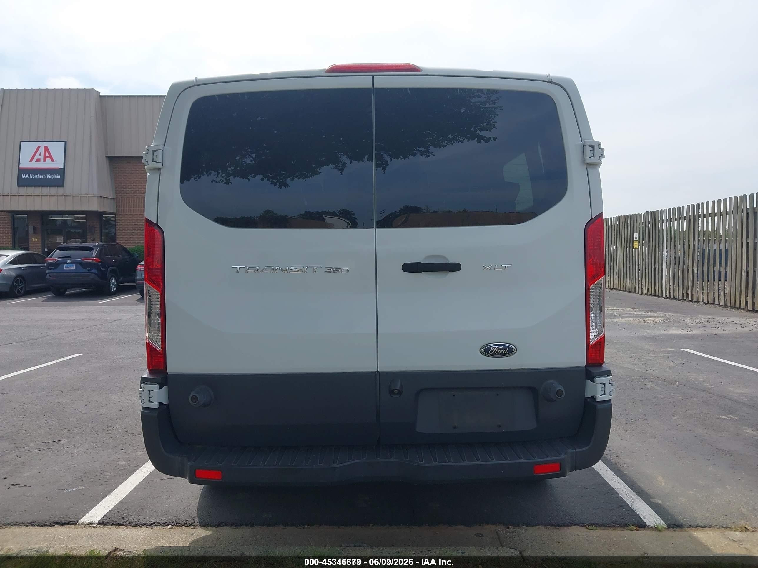 2015 Ford Transit-350 Xlt White vin: 1FBZX2ZM2FKB10134