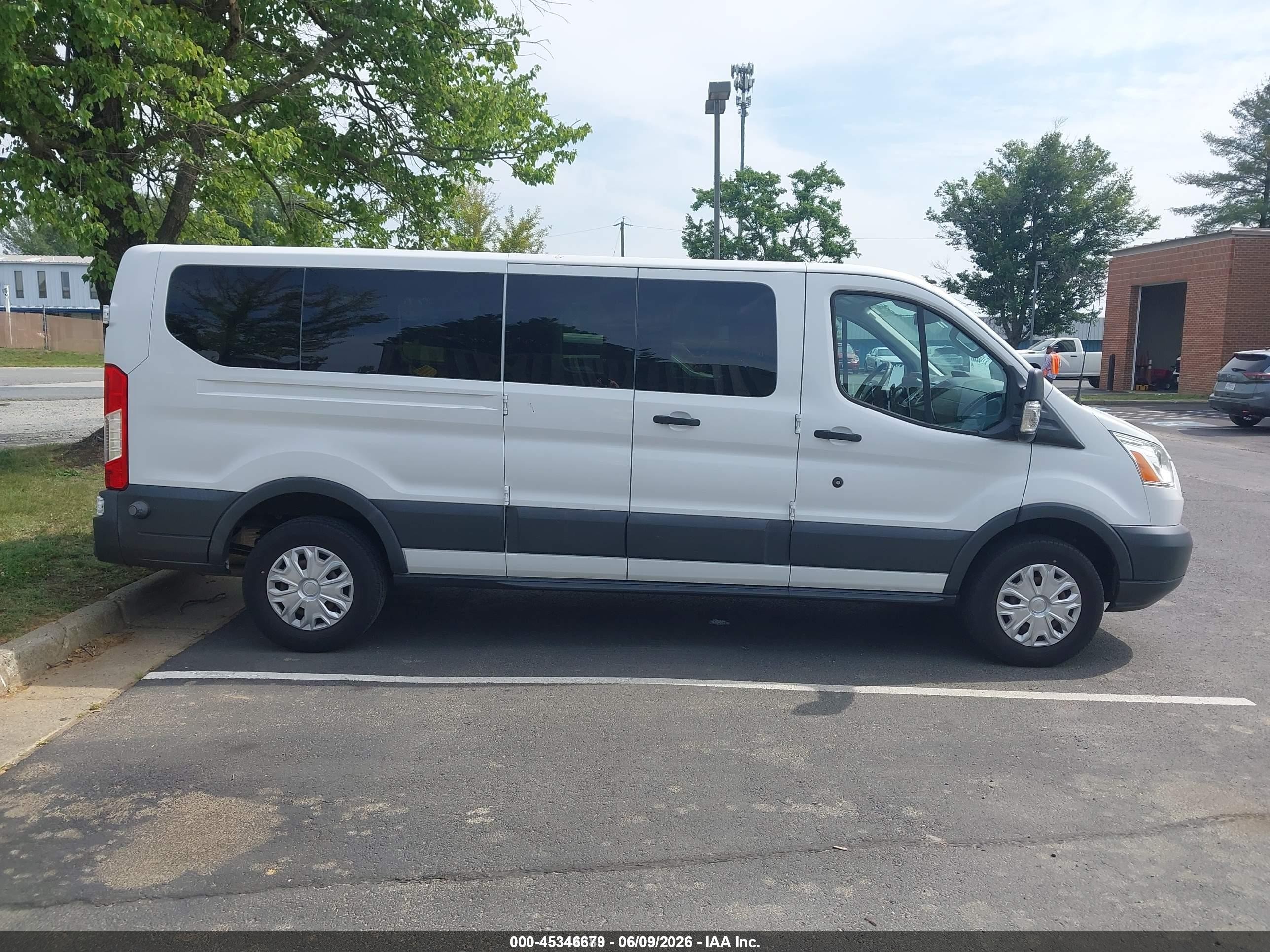 2015 Ford Transit-350 Xlt White vin: 1FBZX2ZM2FKB10134