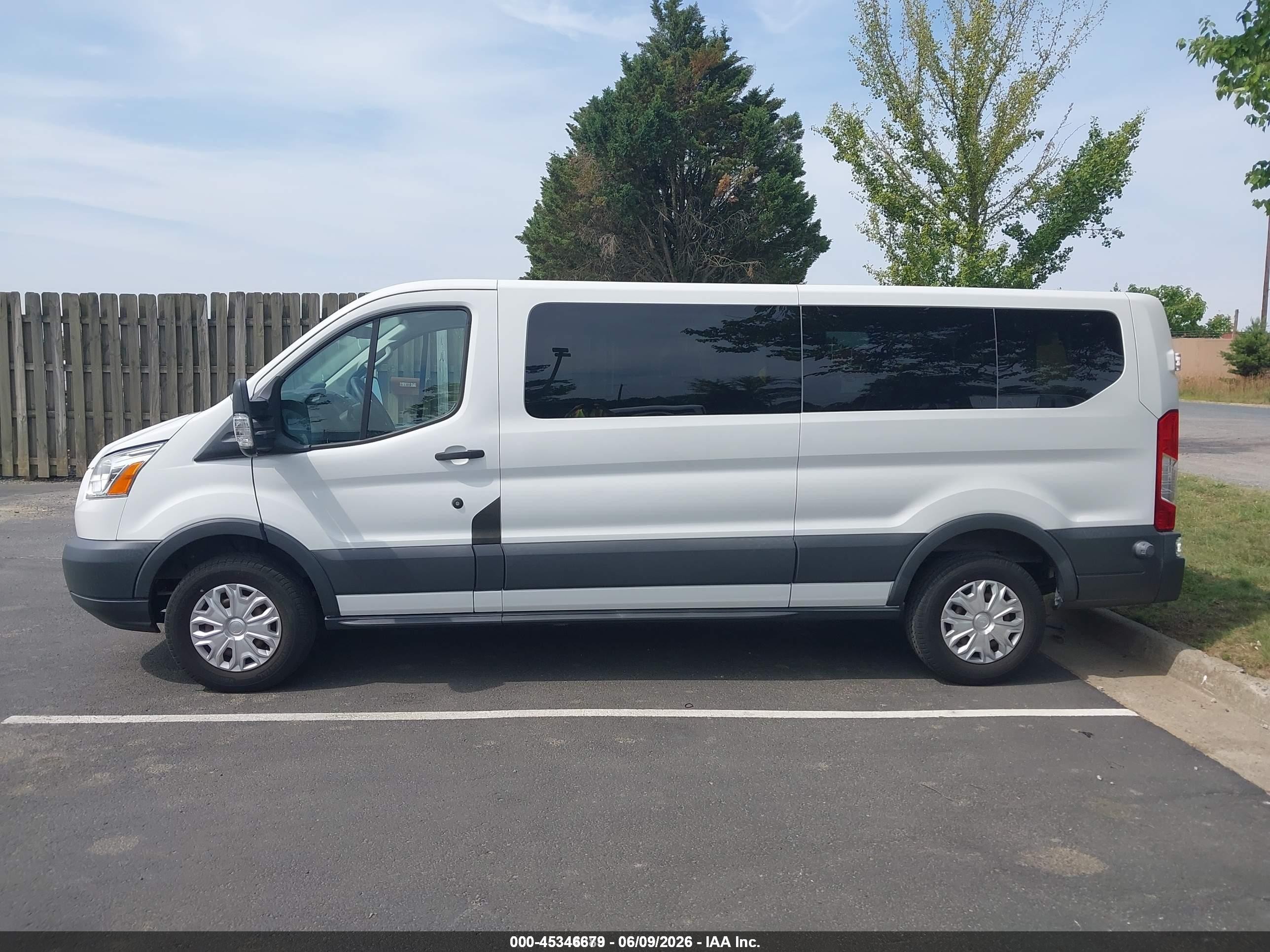 2015 Ford Transit-350 Xlt White vin: 1FBZX2ZM2FKB10134
