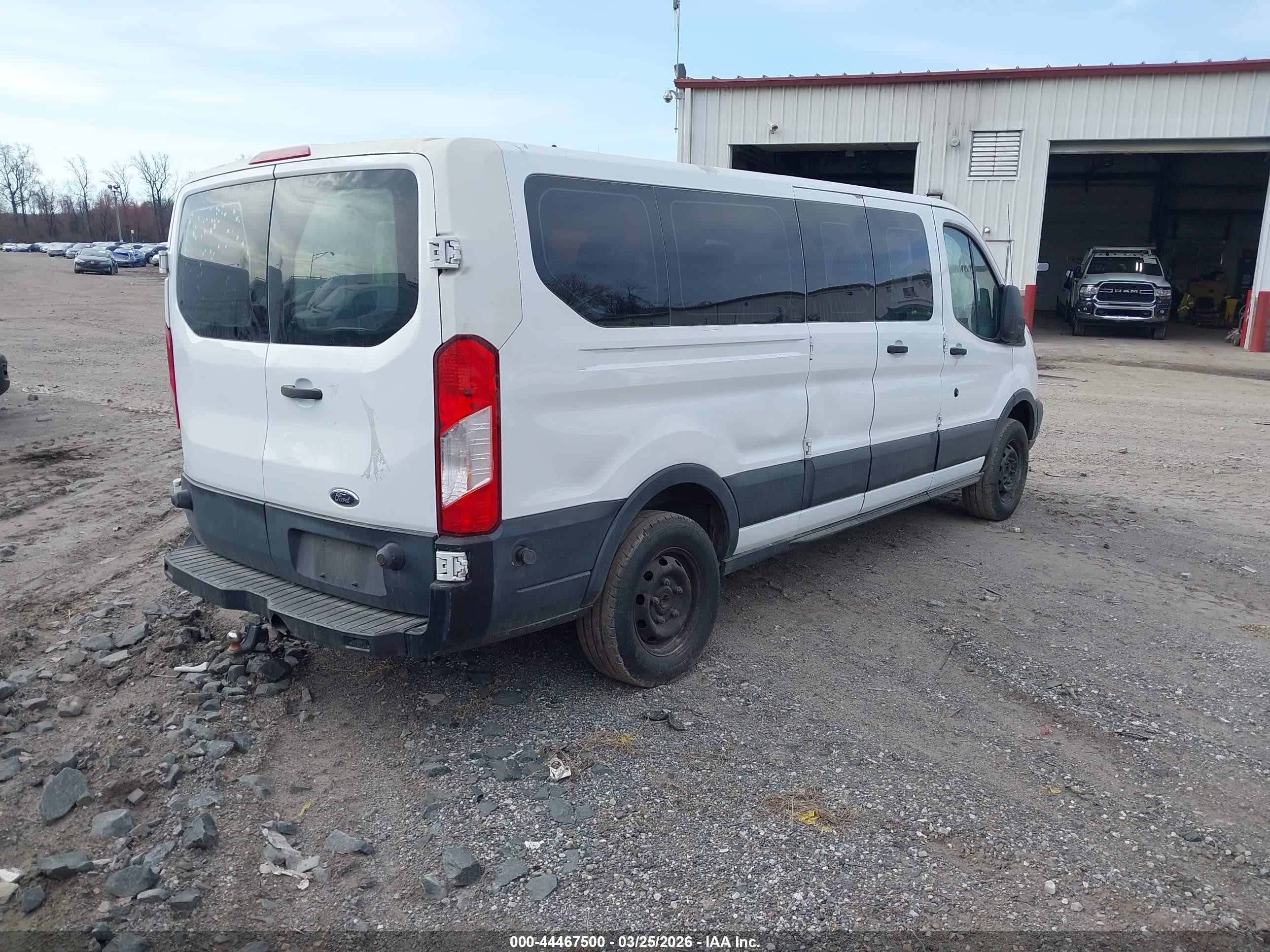 2015 Ford Transit-350 Xlt White vin: 1FBZX2ZM3FKB12300