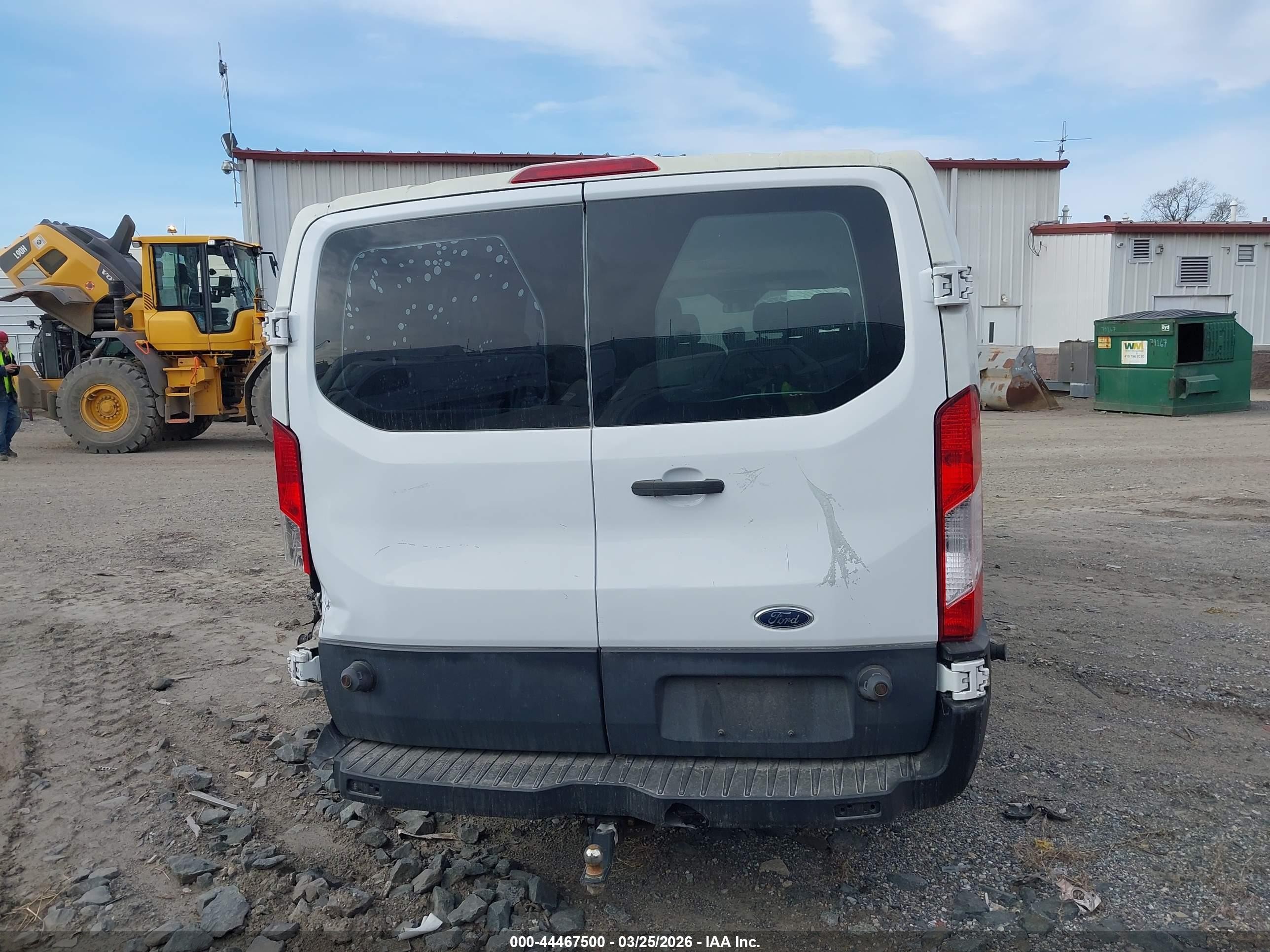 2015 Ford Transit-350 Xlt White vin: 1FBZX2ZM3FKB12300