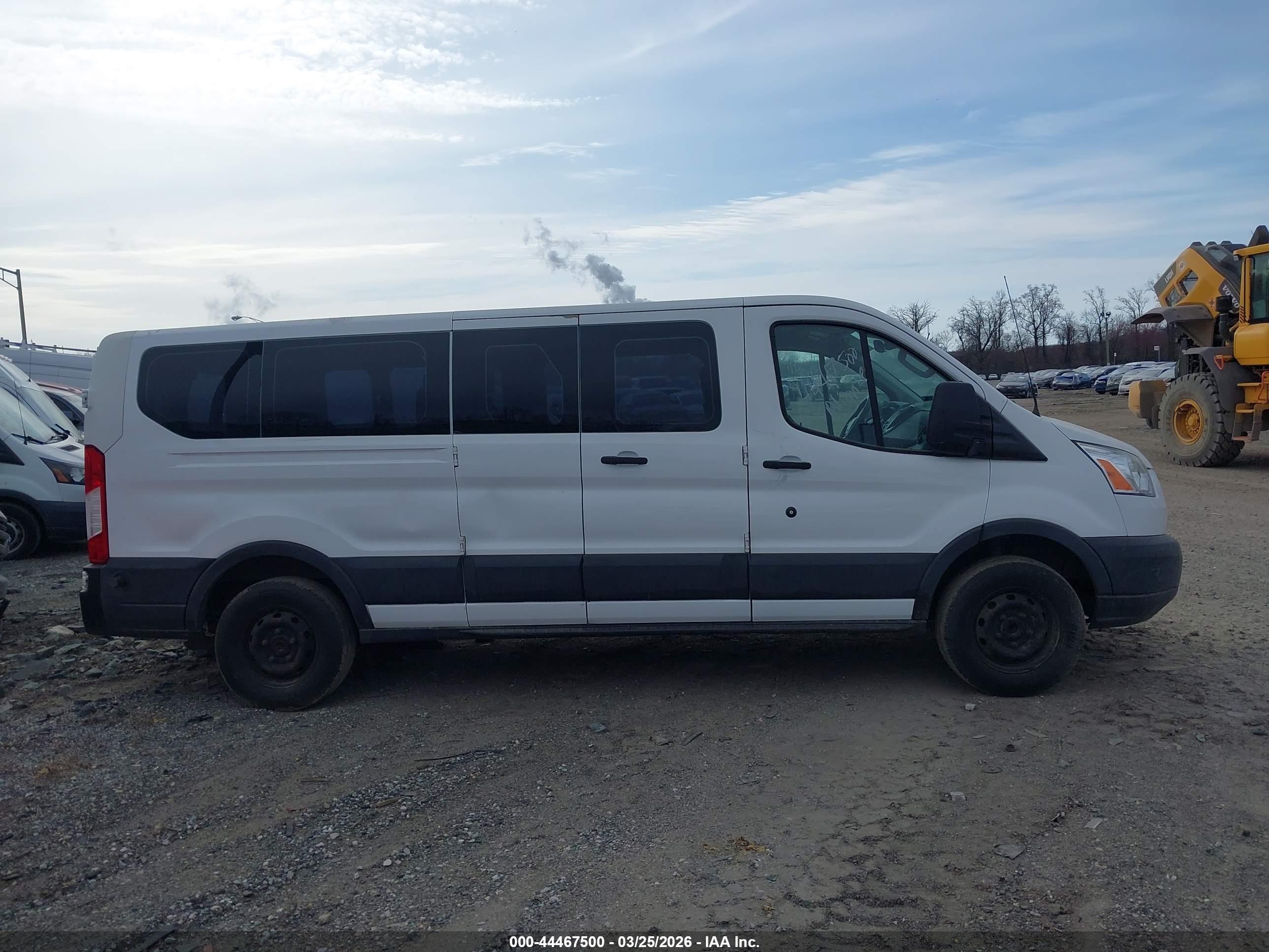 2015 Ford Transit-350 Xlt White vin: 1FBZX2ZM3FKB12300