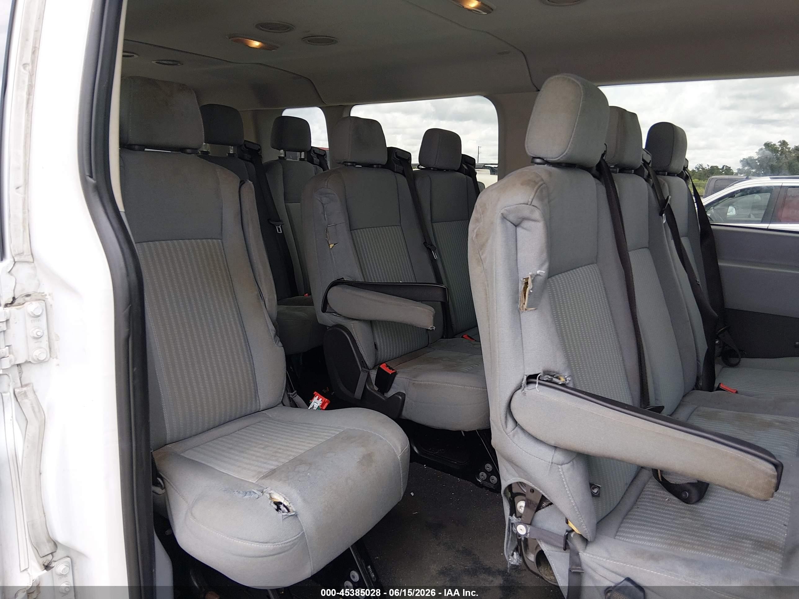2015 Ford Transit-350 Xlt White vin: 1FBZX2ZM4FKA39342