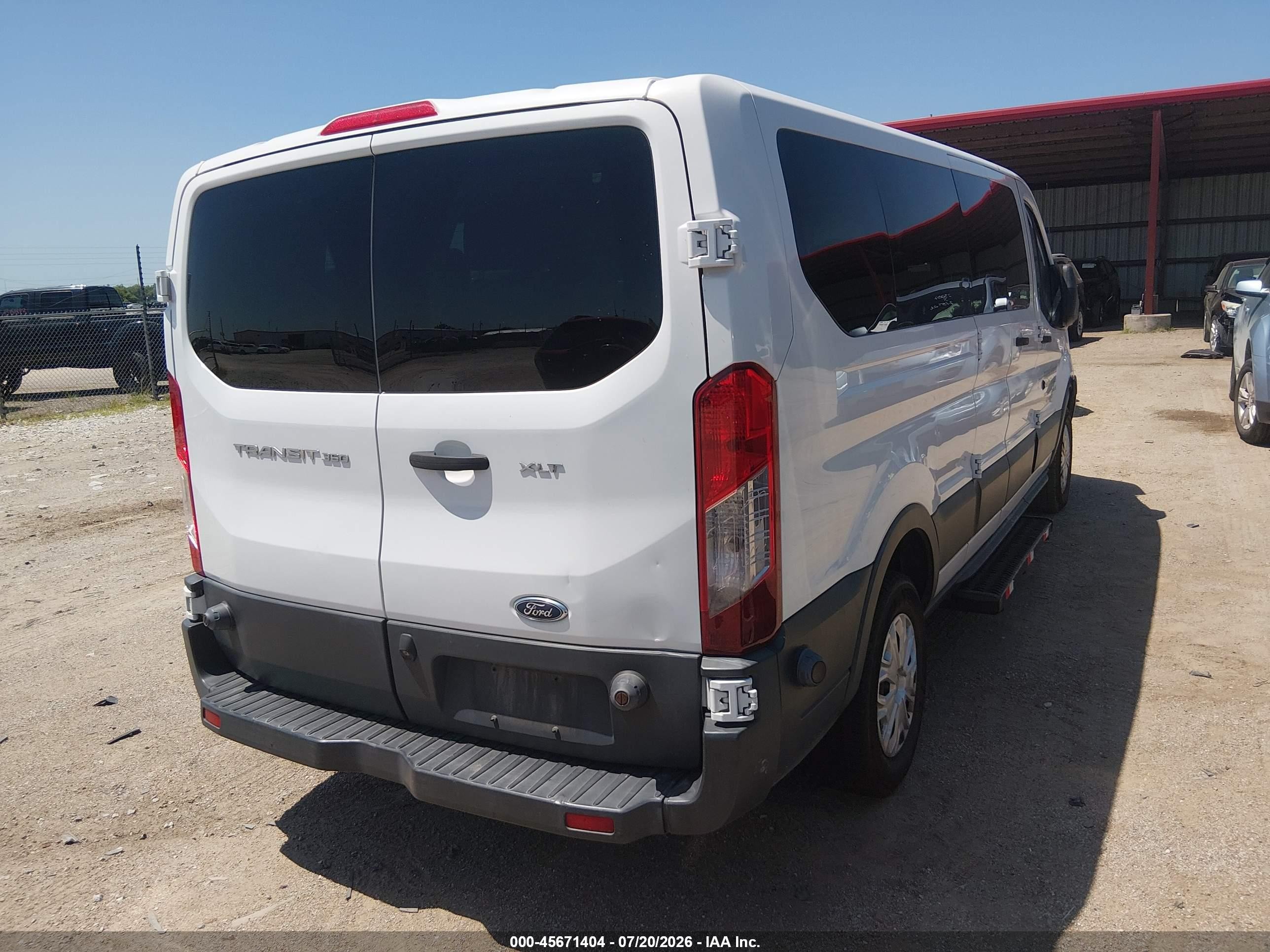 2015 Ford Transit-350 Xlt White vin: 1FBZX2ZM4FKA97922