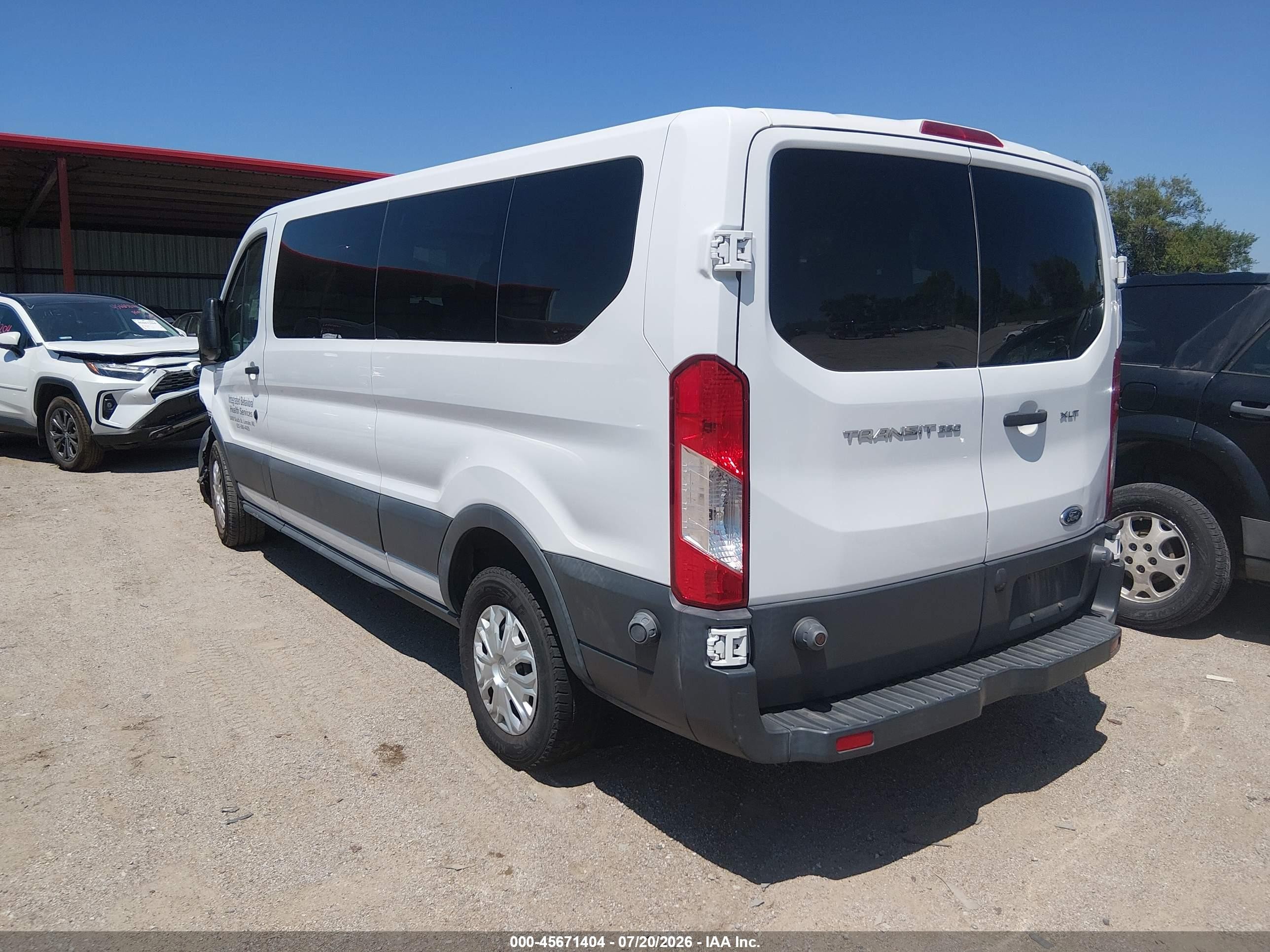 2015 Ford Transit-350 Xlt White vin: 1FBZX2ZM4FKA97922
