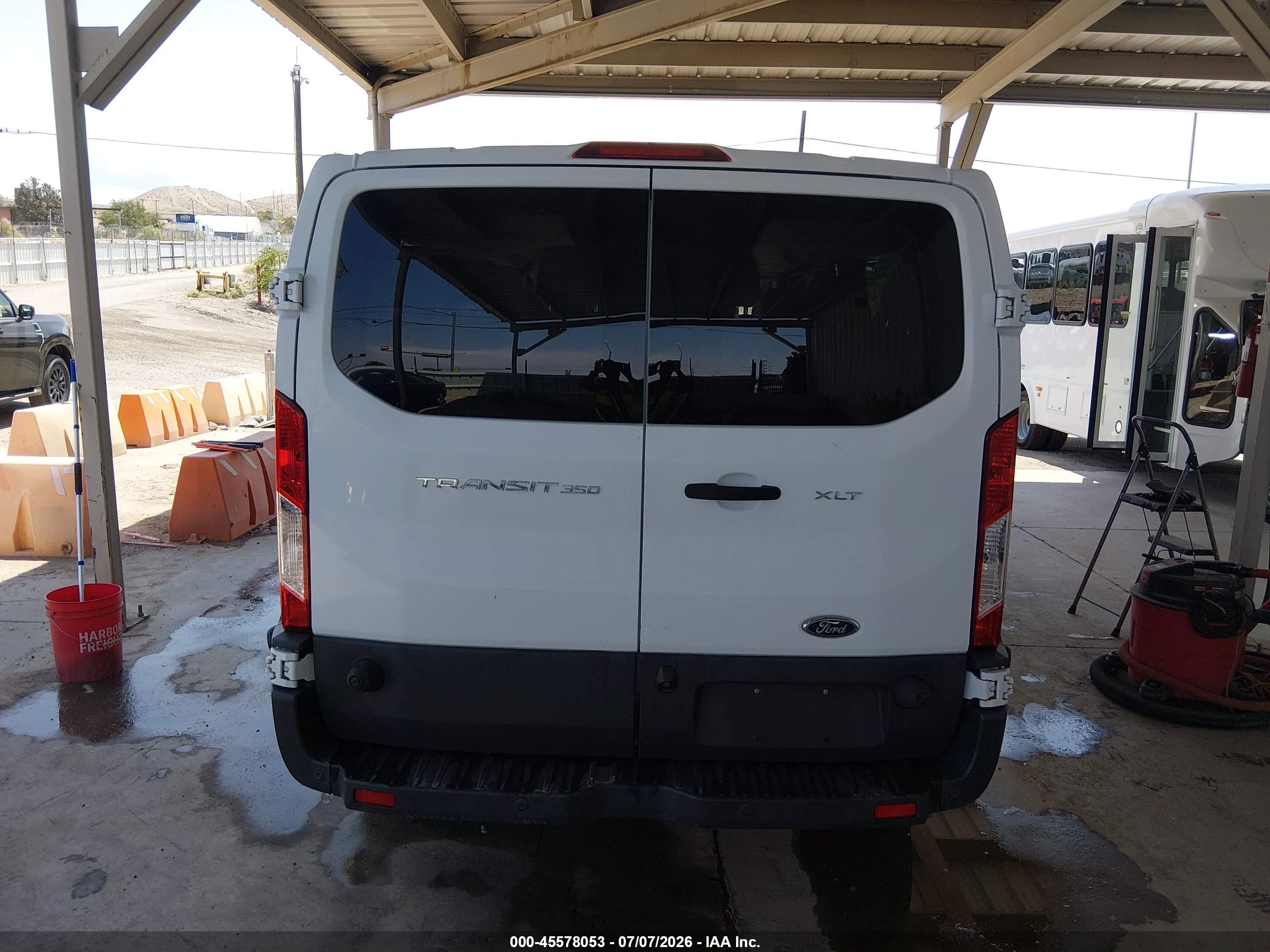 2015 Ford Transit-350 Xlt White vin: 1FBZX2ZM4FKB27727
