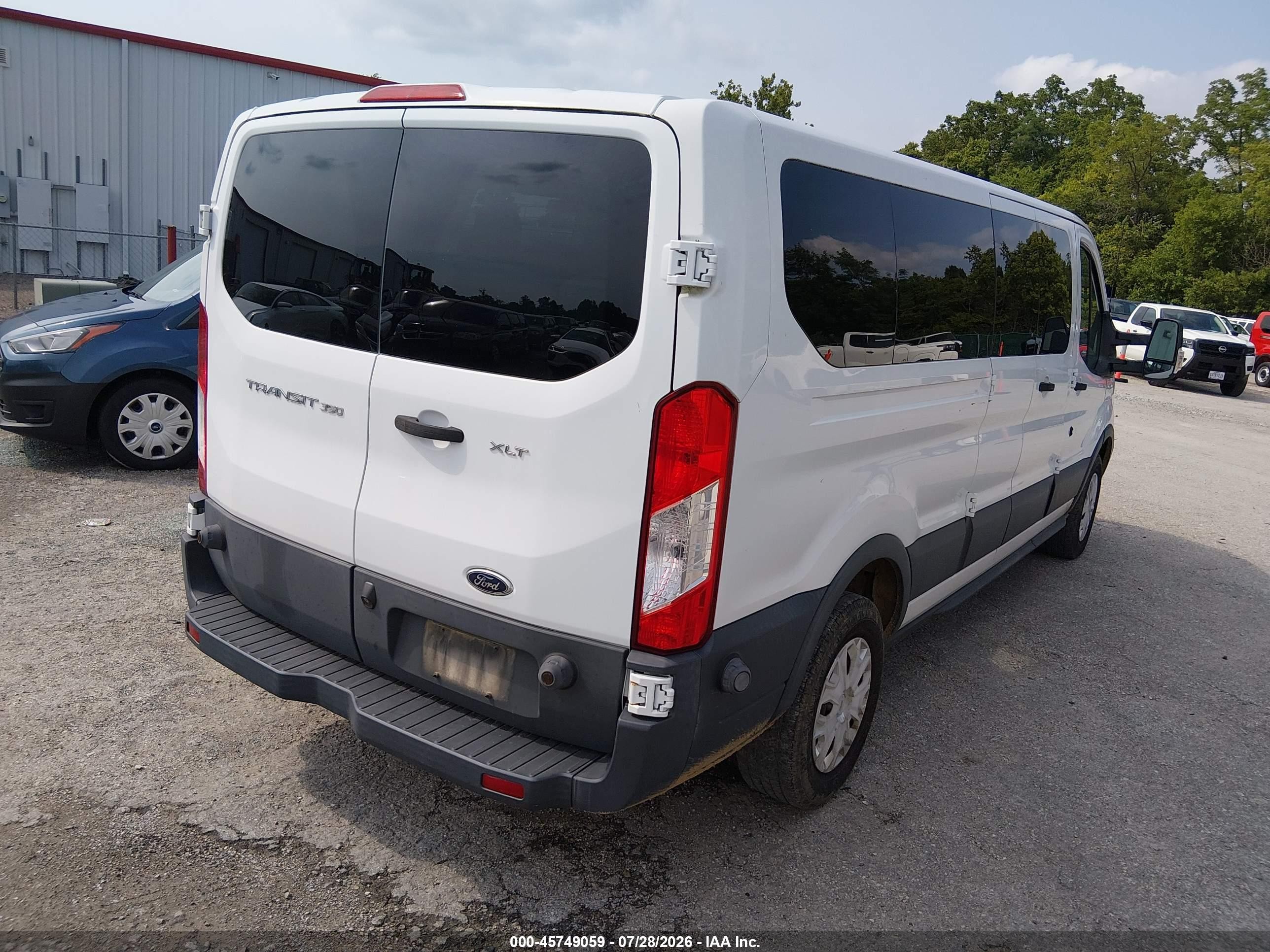 2015 Ford Transit-350 Xlt White vin: 1FBZX2ZM4FKB27968