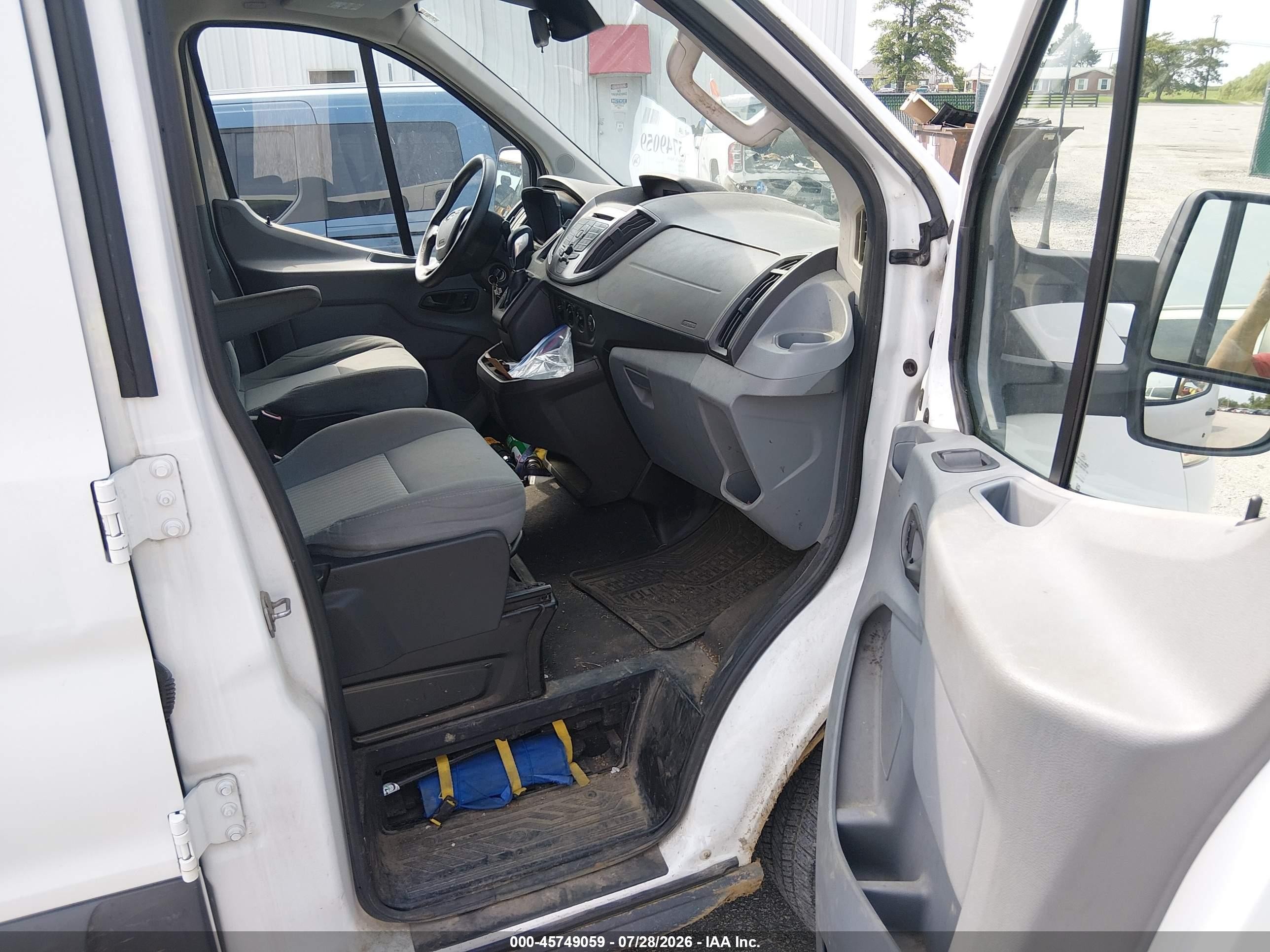 2015 Ford Transit-350 Xlt White vin: 1FBZX2ZM4FKB27968