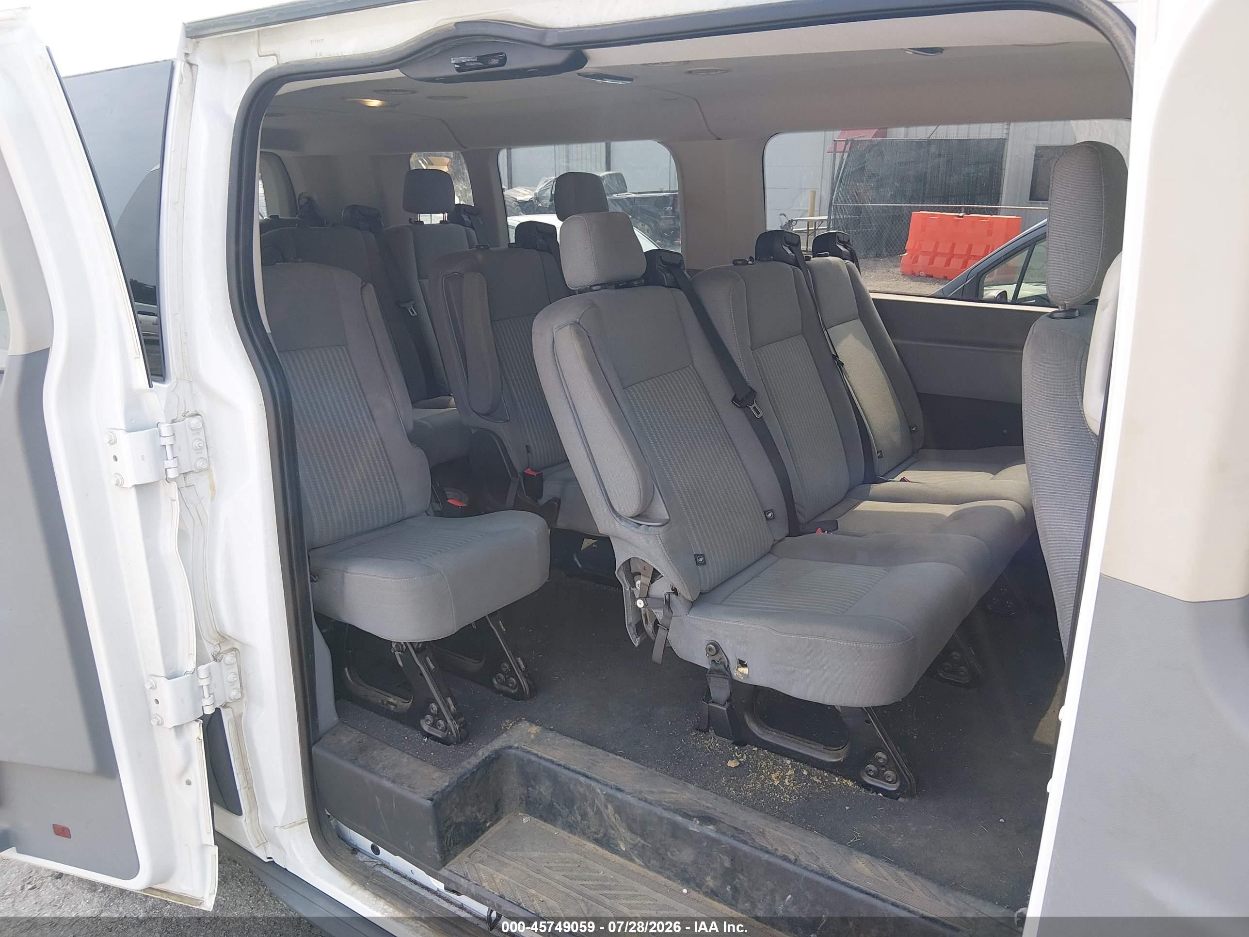 2015 Ford Transit-350 Xlt White vin: 1FBZX2ZM4FKB27968