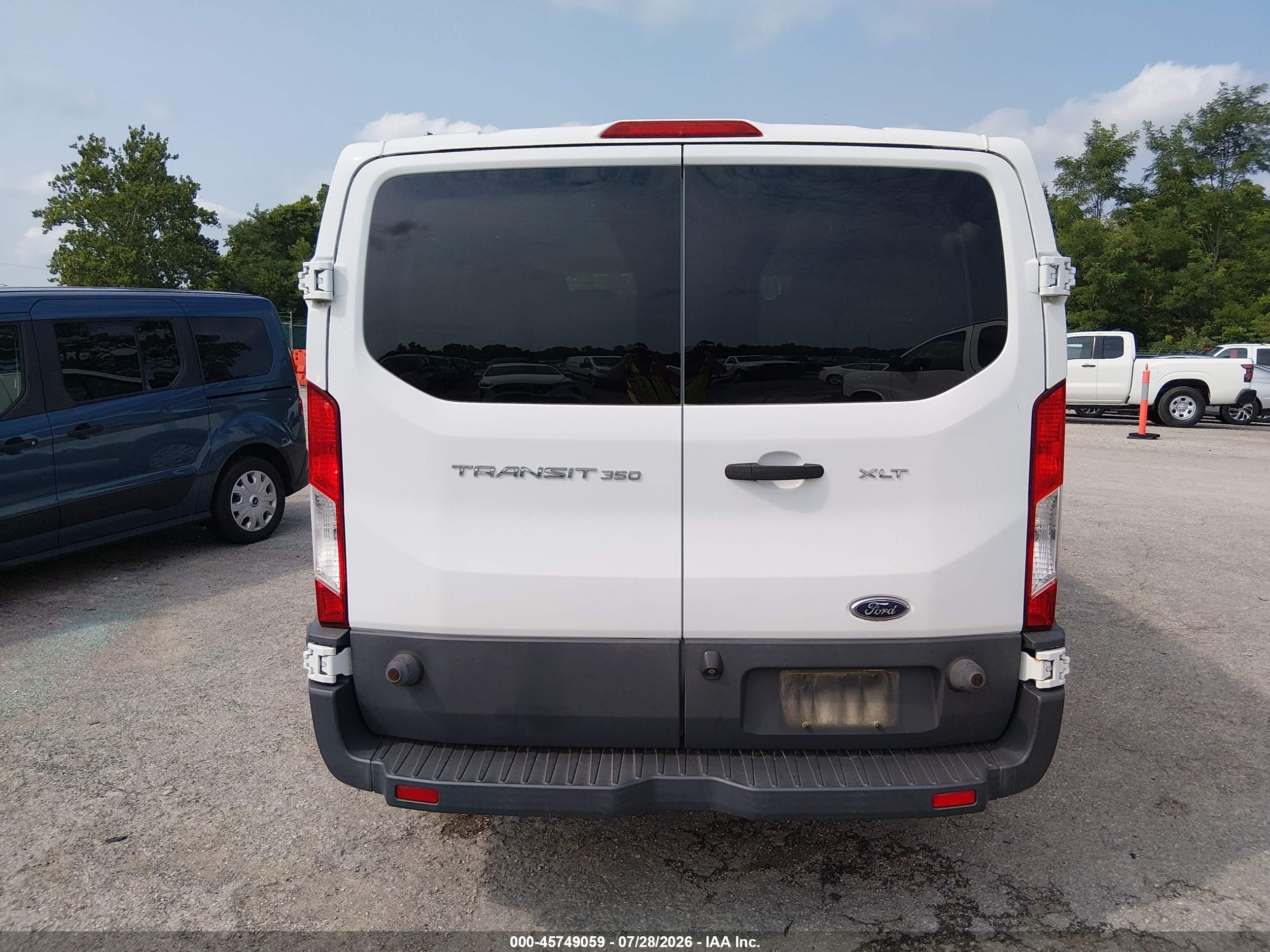 2015 Ford Transit-350 Xlt White vin: 1FBZX2ZM4FKB27968