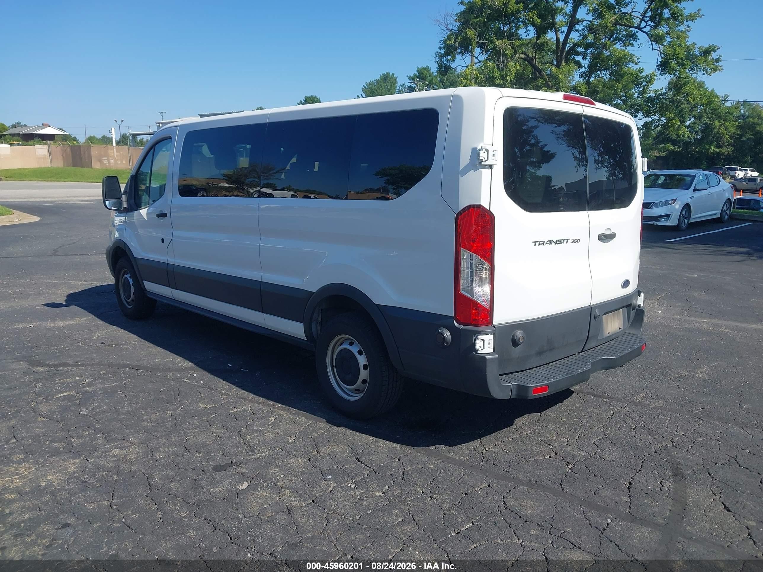 2019 Ford Transit-350 Xl White vin: 1FBZX2ZM4KKA03032