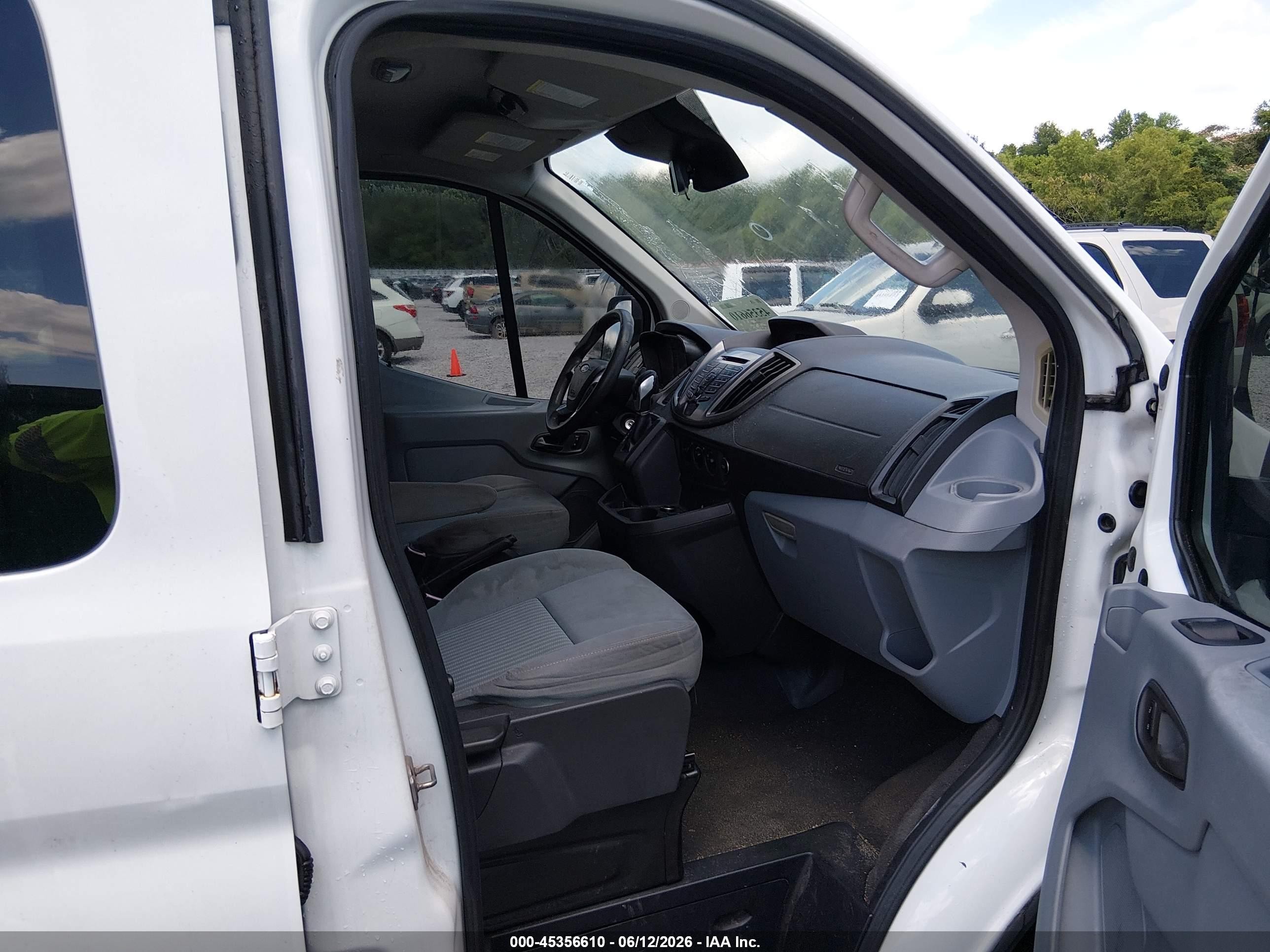 2015 Ford Transit-350 Xlt White vin: 1FBZX2ZM5FKA29886
