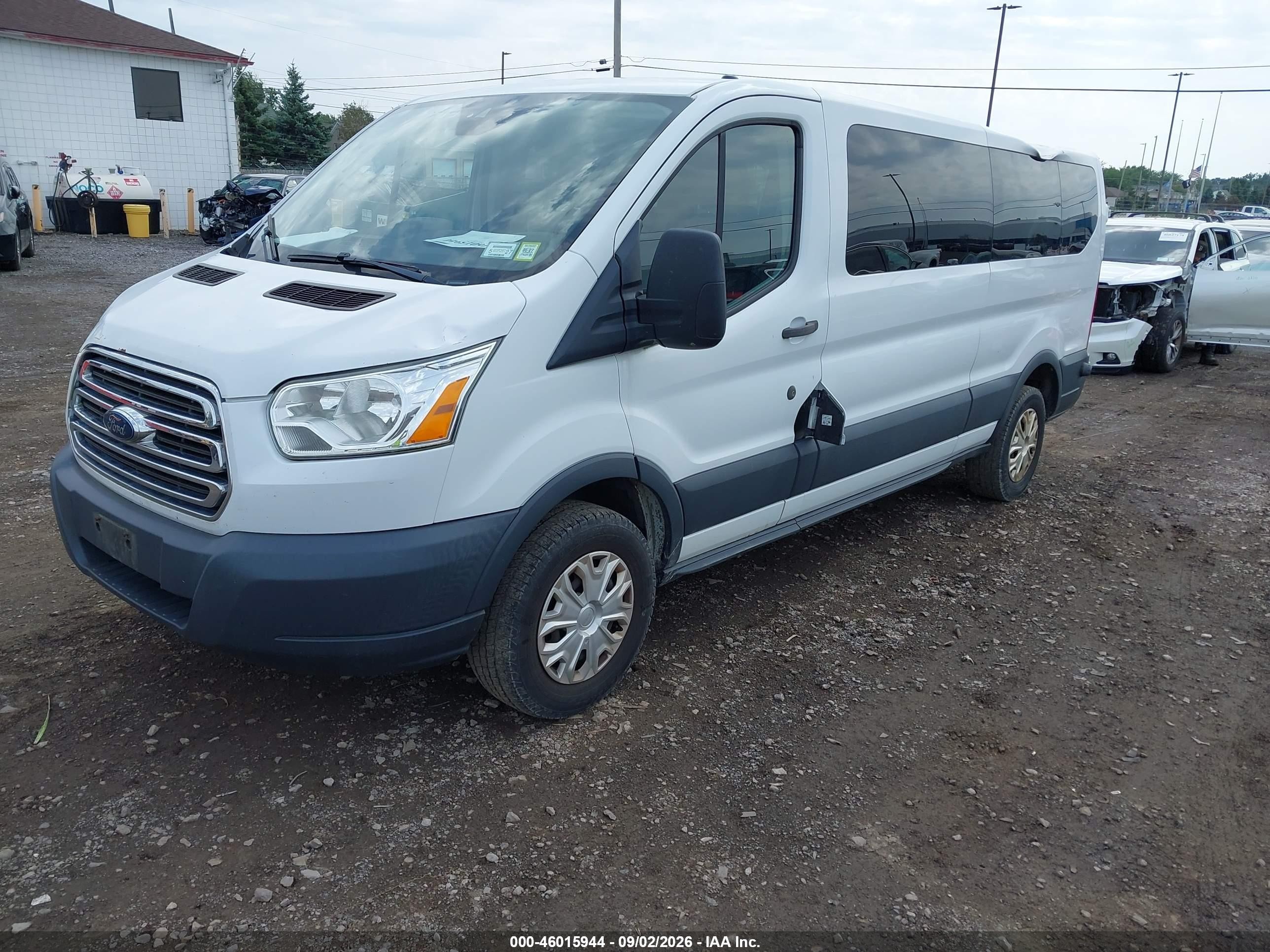 2015 Ford Transit-350 Xlt White vin: 1FBZX2ZM6FKA76294