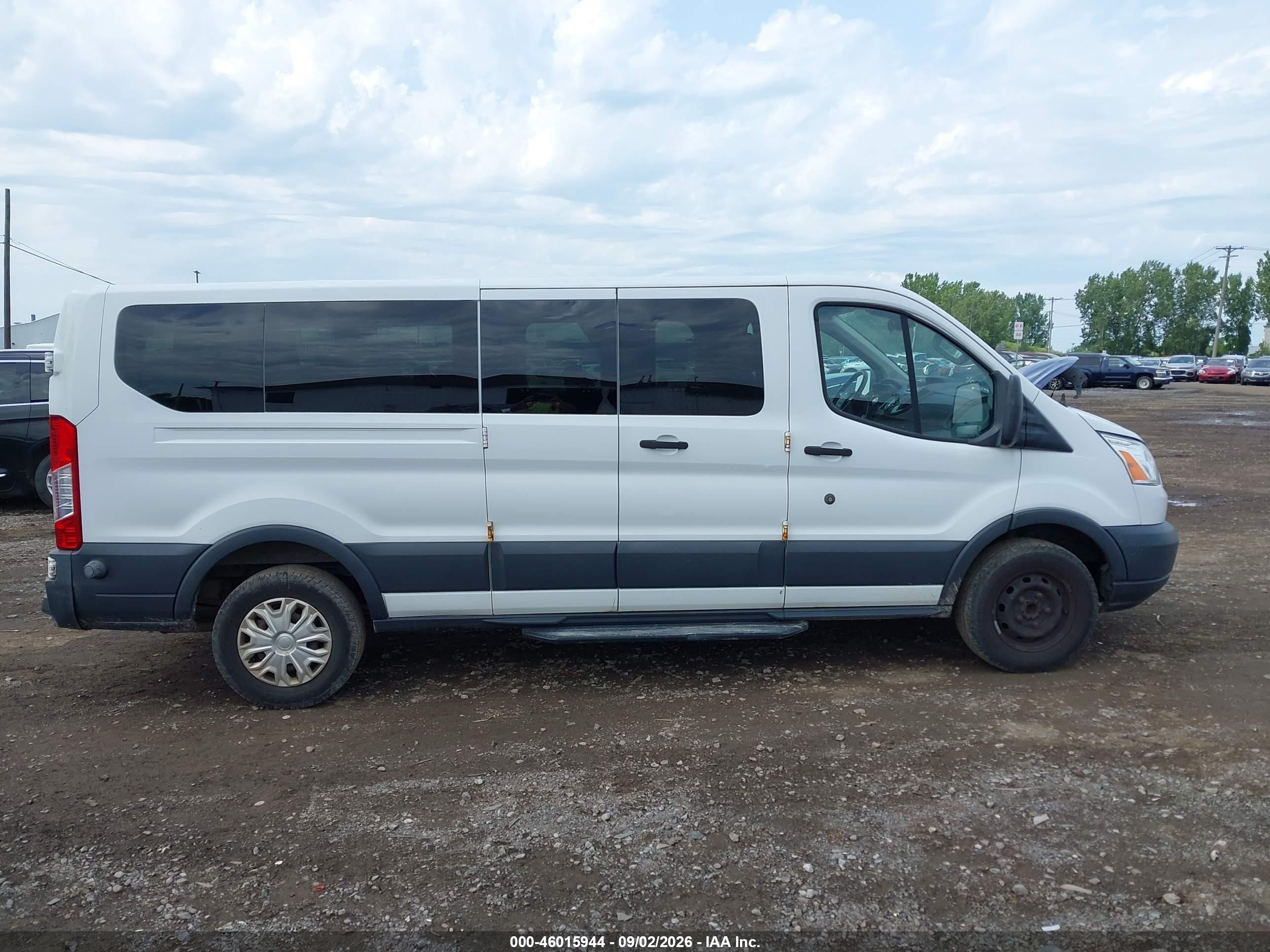 2015 Ford Transit-350 Xlt White vin: 1FBZX2ZM6FKA76294