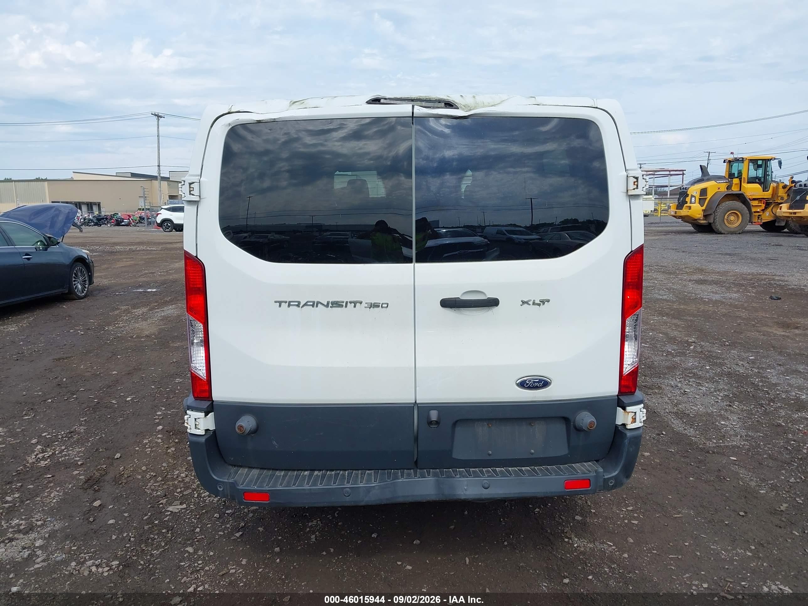 2015 Ford Transit-350 Xlt White vin: 1FBZX2ZM6FKA76294