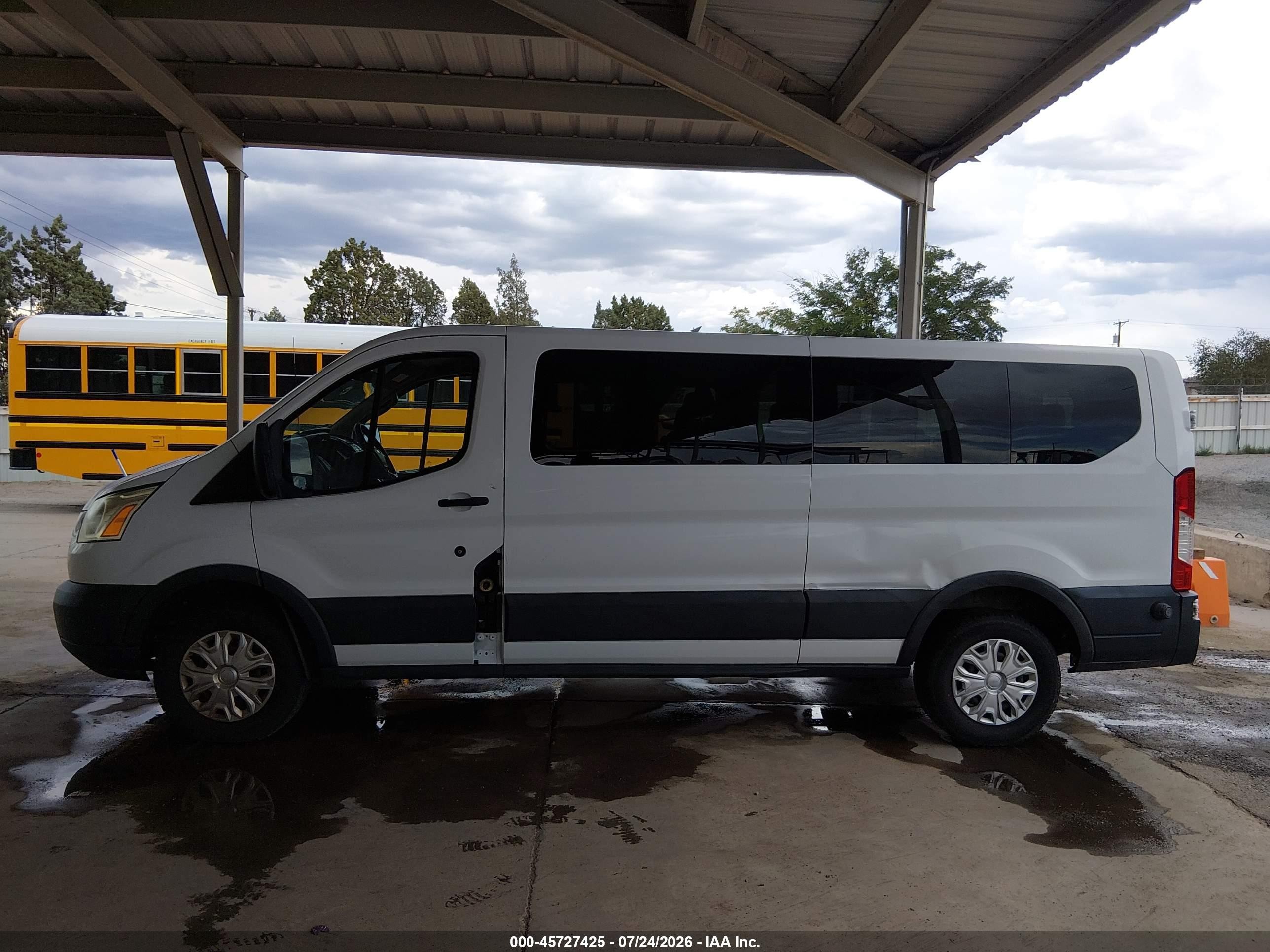 2015 Ford Transit-350 Xlt White vin: 1FBZX2ZM6FKB27728