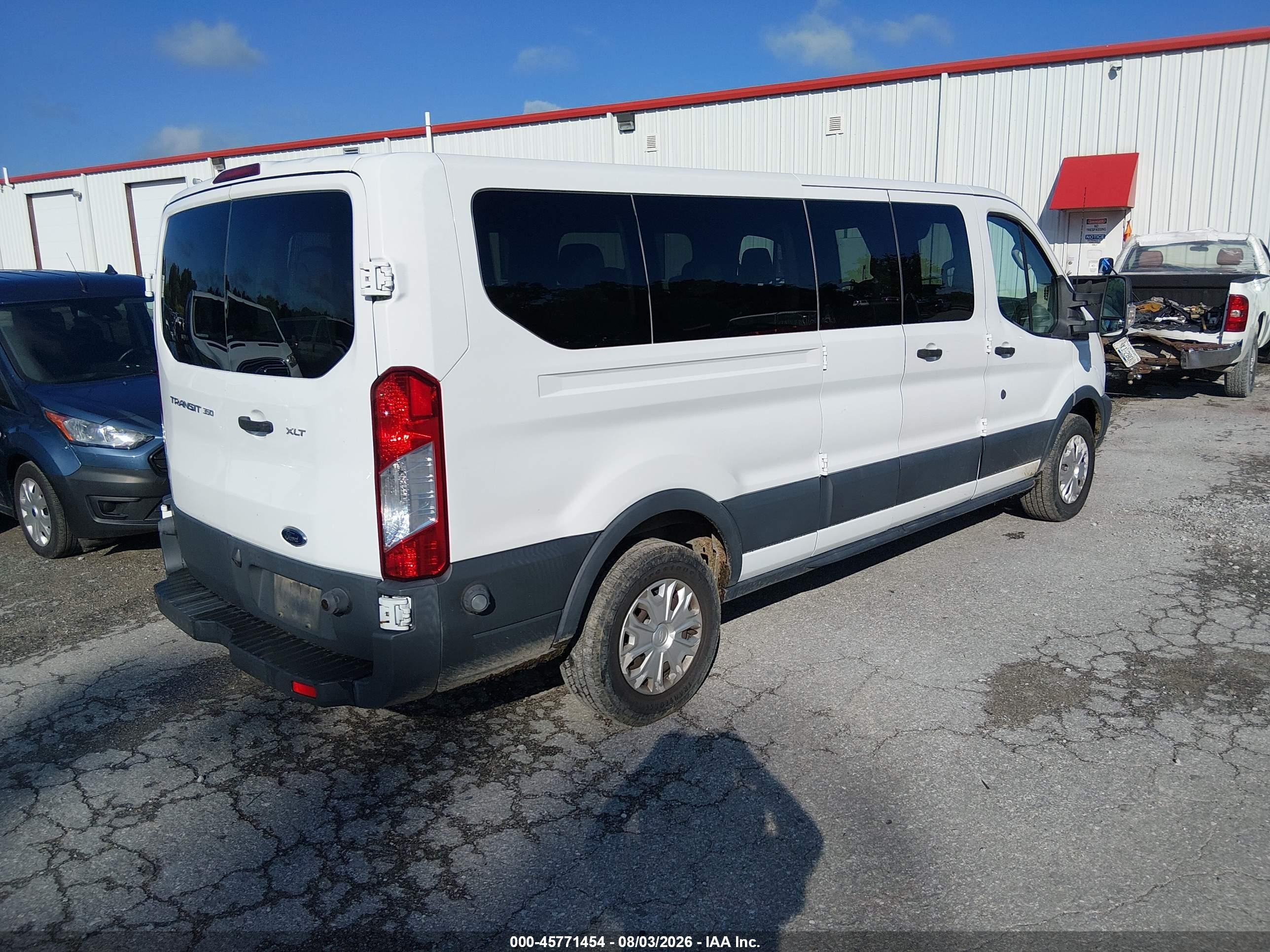 2015 Ford Transit-350 Xlt White vin: 1FBZX2ZM7FKB27964