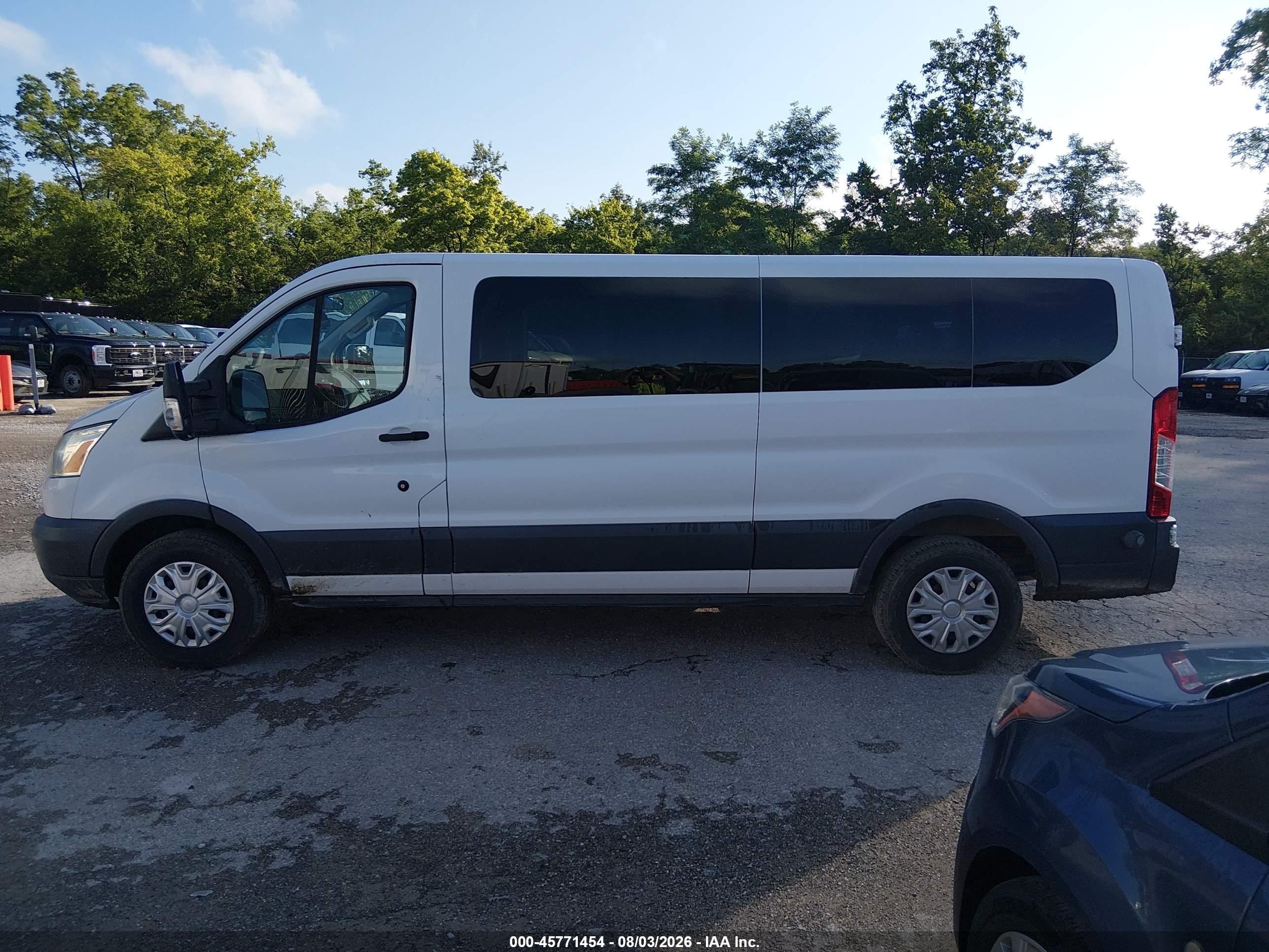 2015 Ford Transit-350 Xlt White vin: 1FBZX2ZM7FKB27964