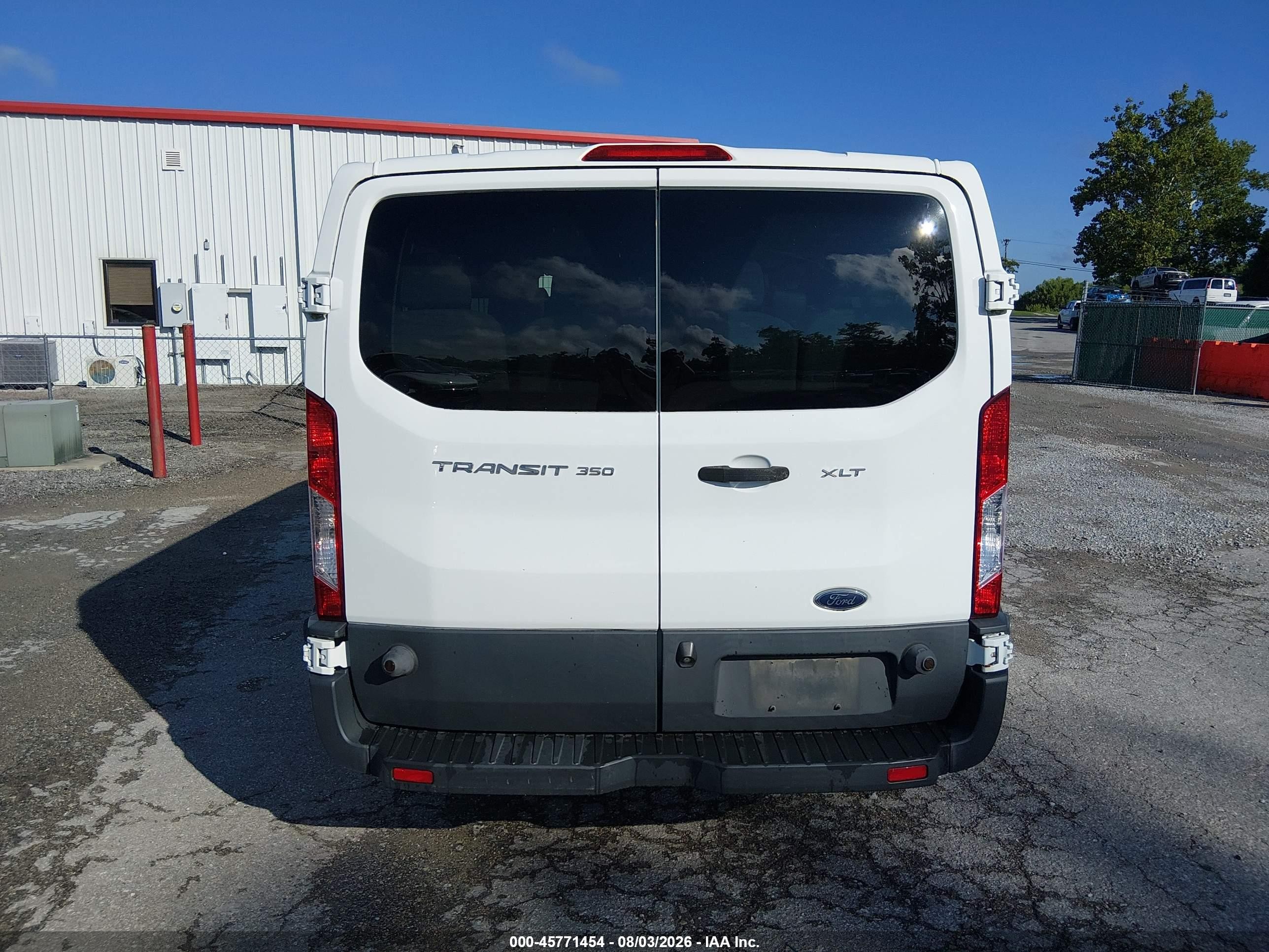 2015 Ford Transit-350 Xlt White vin: 1FBZX2ZM7FKB27964