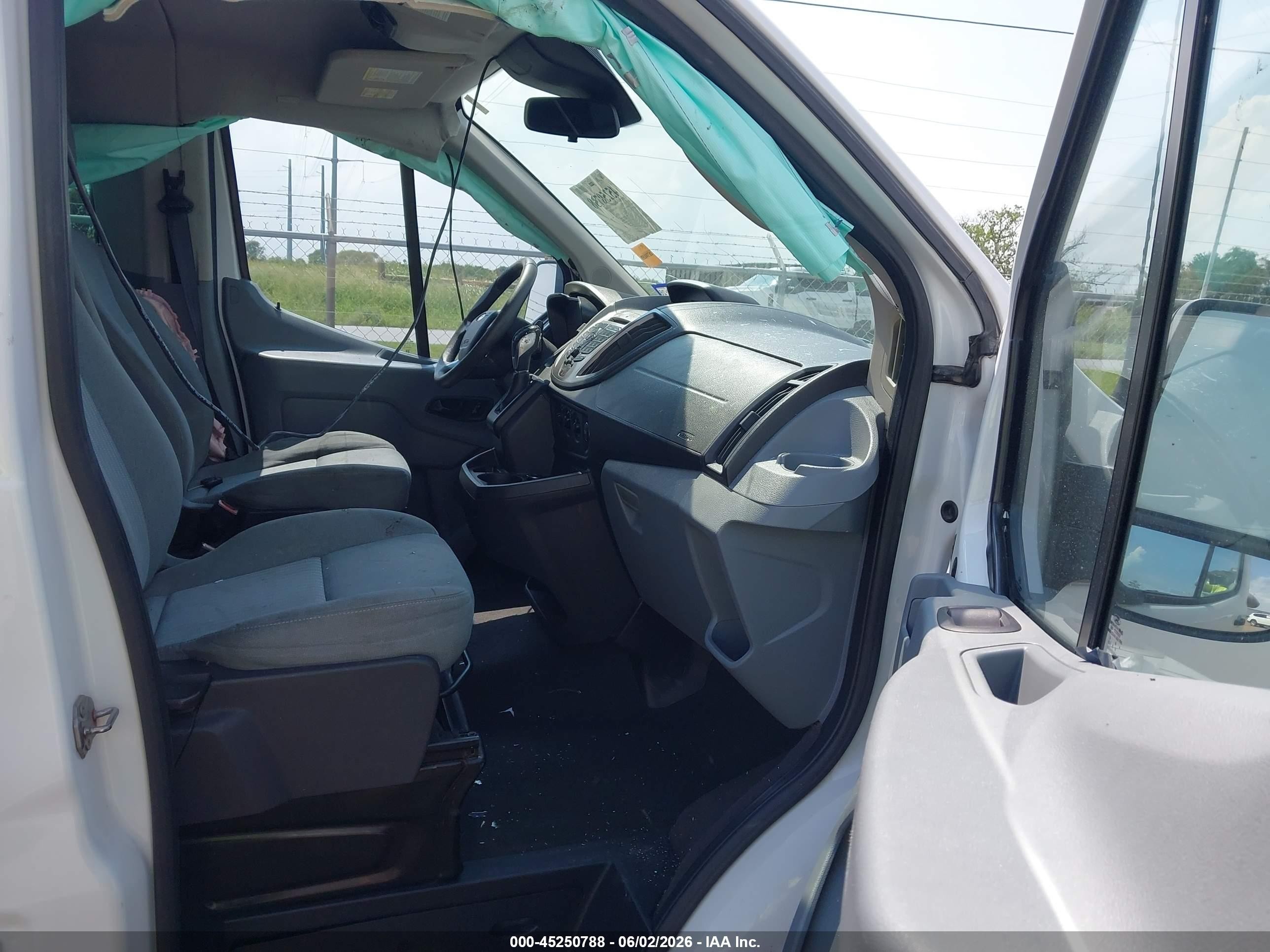 2015 Ford Transit-350 Xlt White vin: 1FBZX2ZM8FKA30787