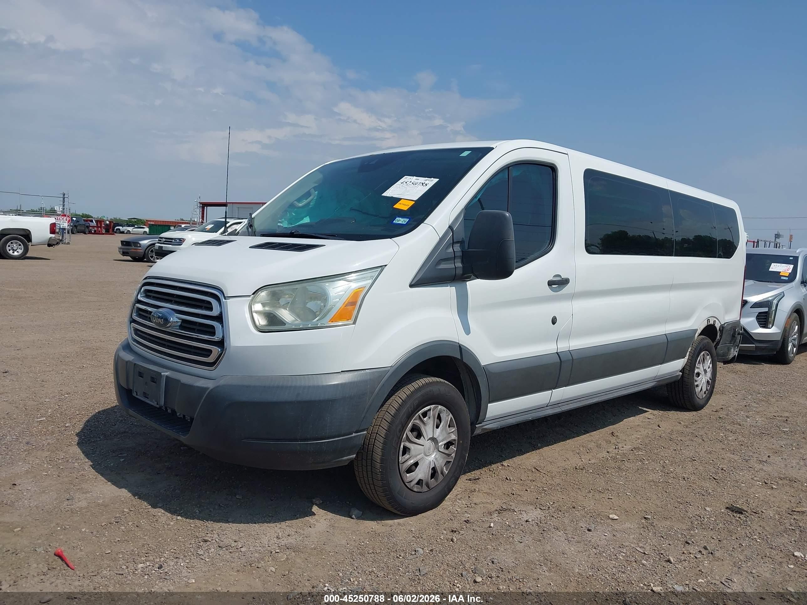 2015 Ford Transit-350 Xlt White vin: 1FBZX2ZM8FKA30787