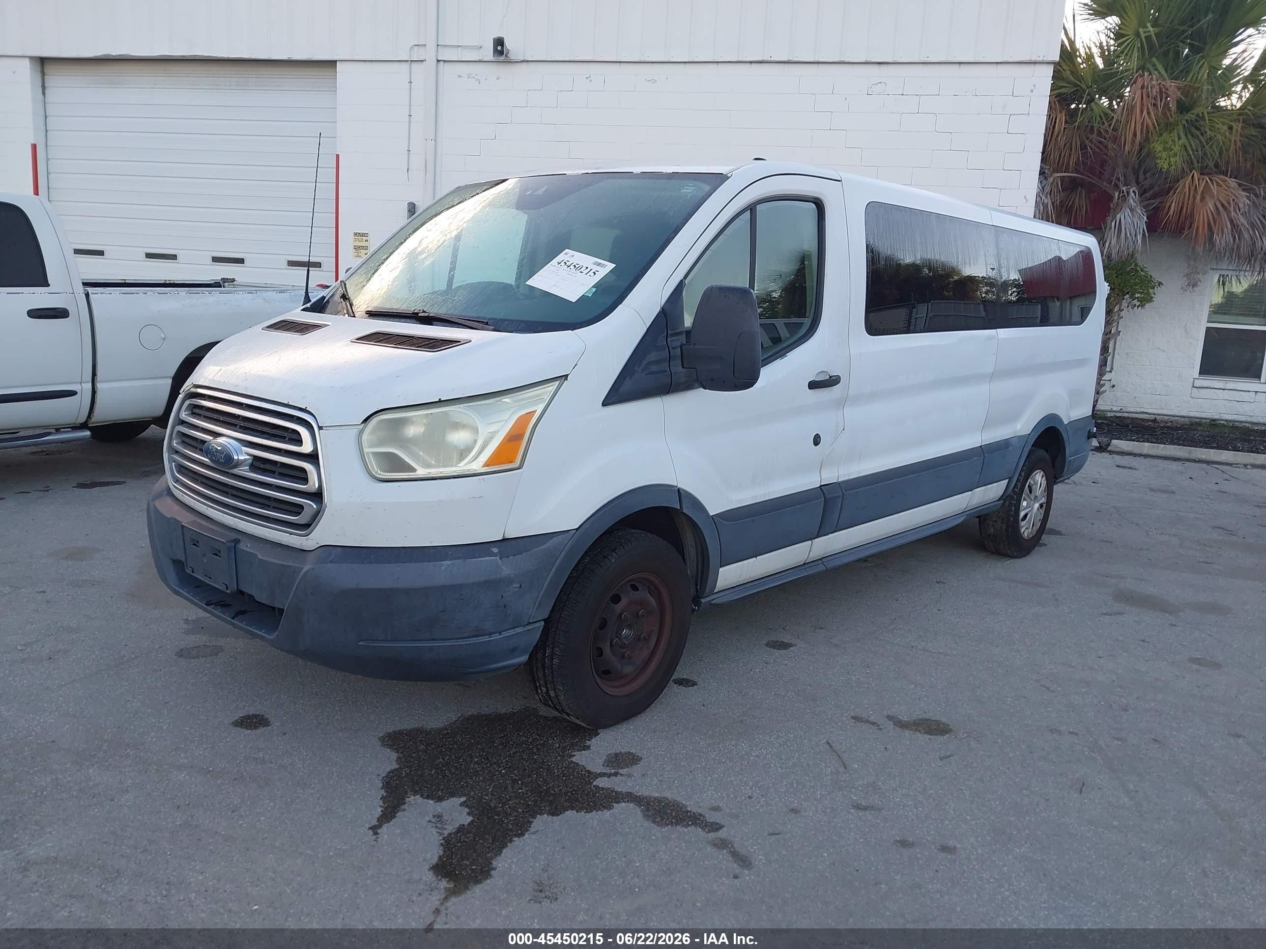 2015 Ford Transit-350 Xlt White vin: 1FBZX2ZM8FKB14477