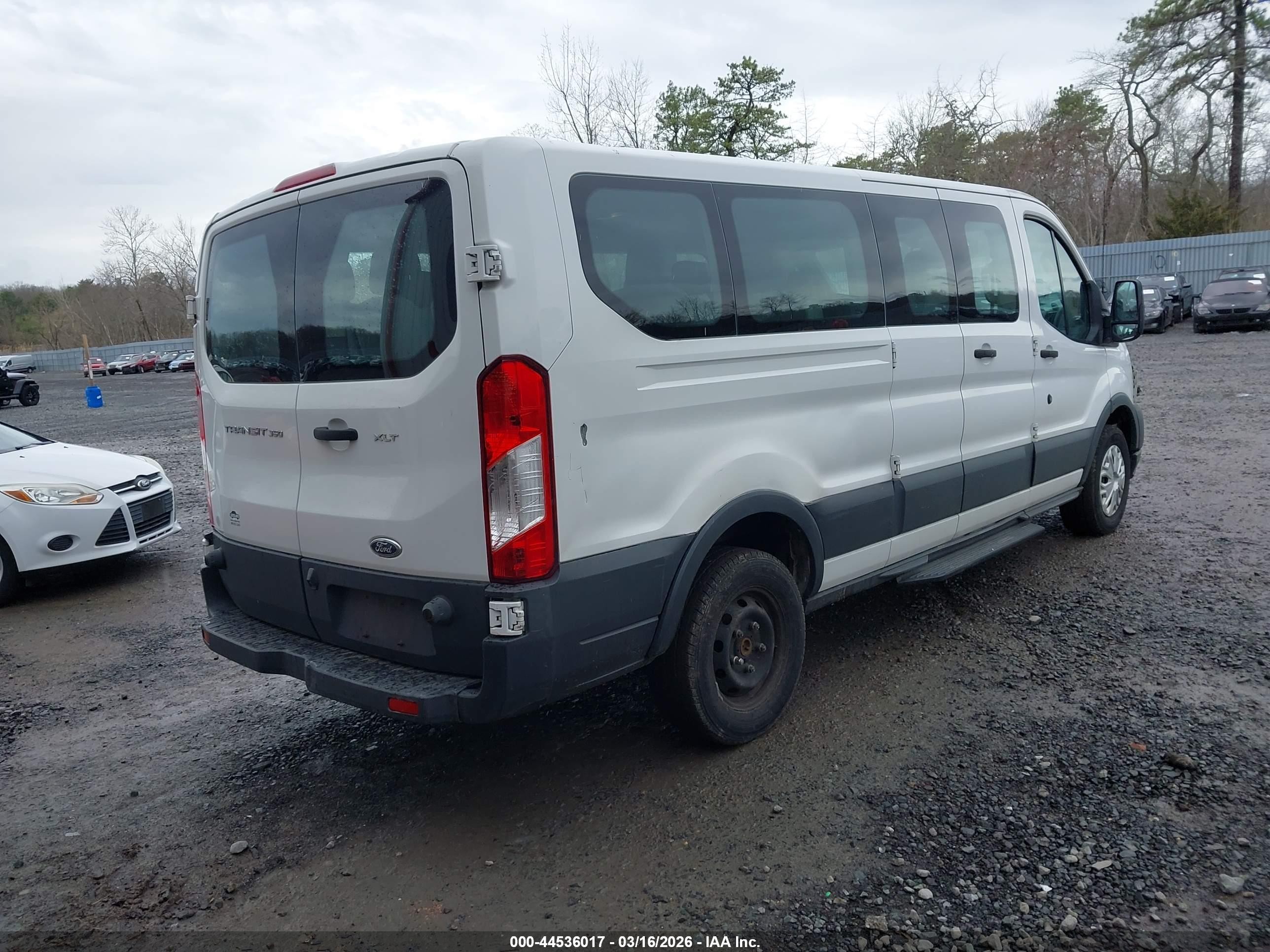 2016 Ford Transit-350 Xlt White vin: 1FBZX2ZM8GKA60843