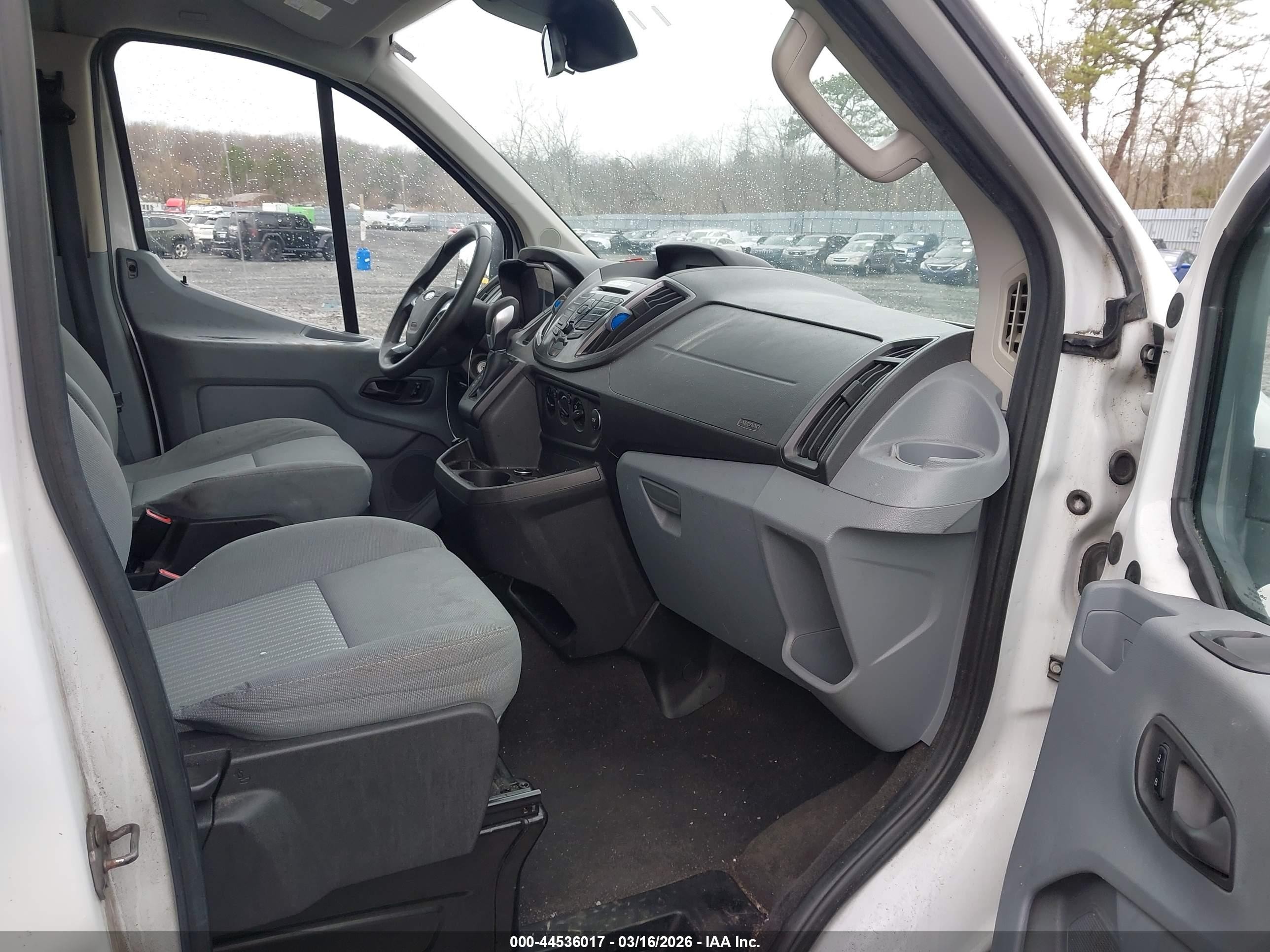 2016 Ford Transit-350 Xlt White vin: 1FBZX2ZM8GKA60843