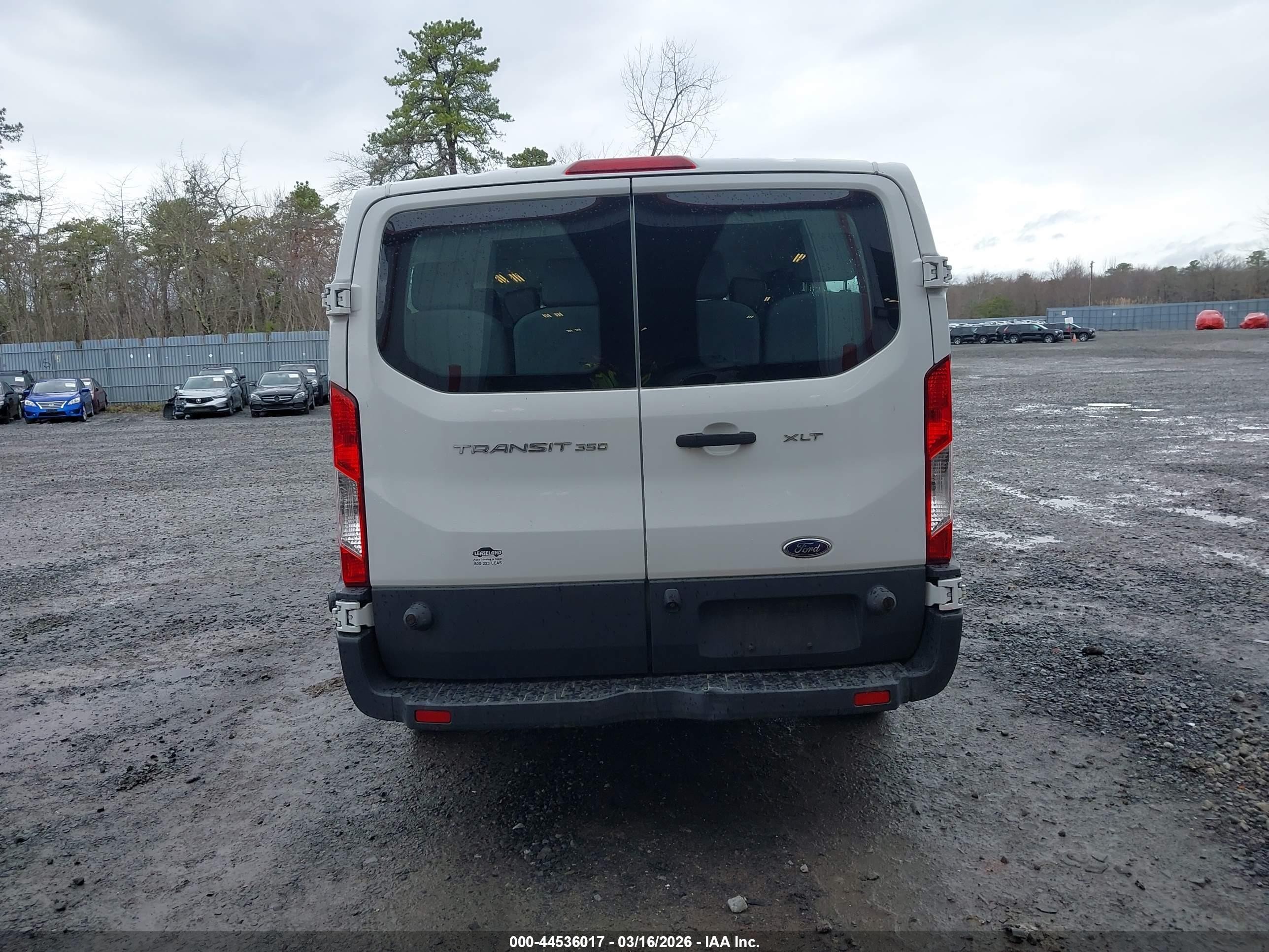 2016 Ford Transit-350 Xlt White vin: 1FBZX2ZM8GKA60843