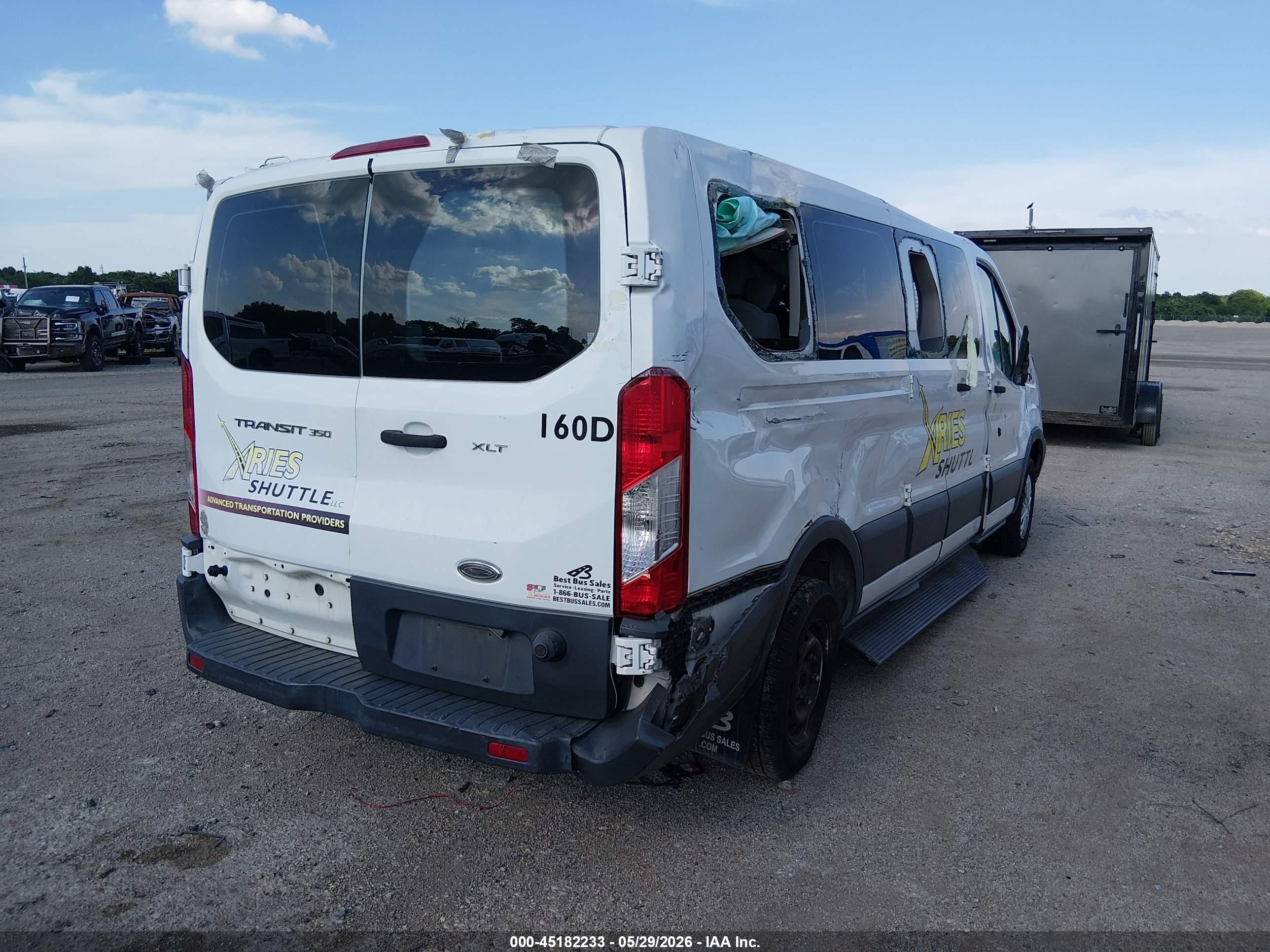 2015 Ford Transit-350 Xlt White vin: 1FBZX2ZM9FKA30832