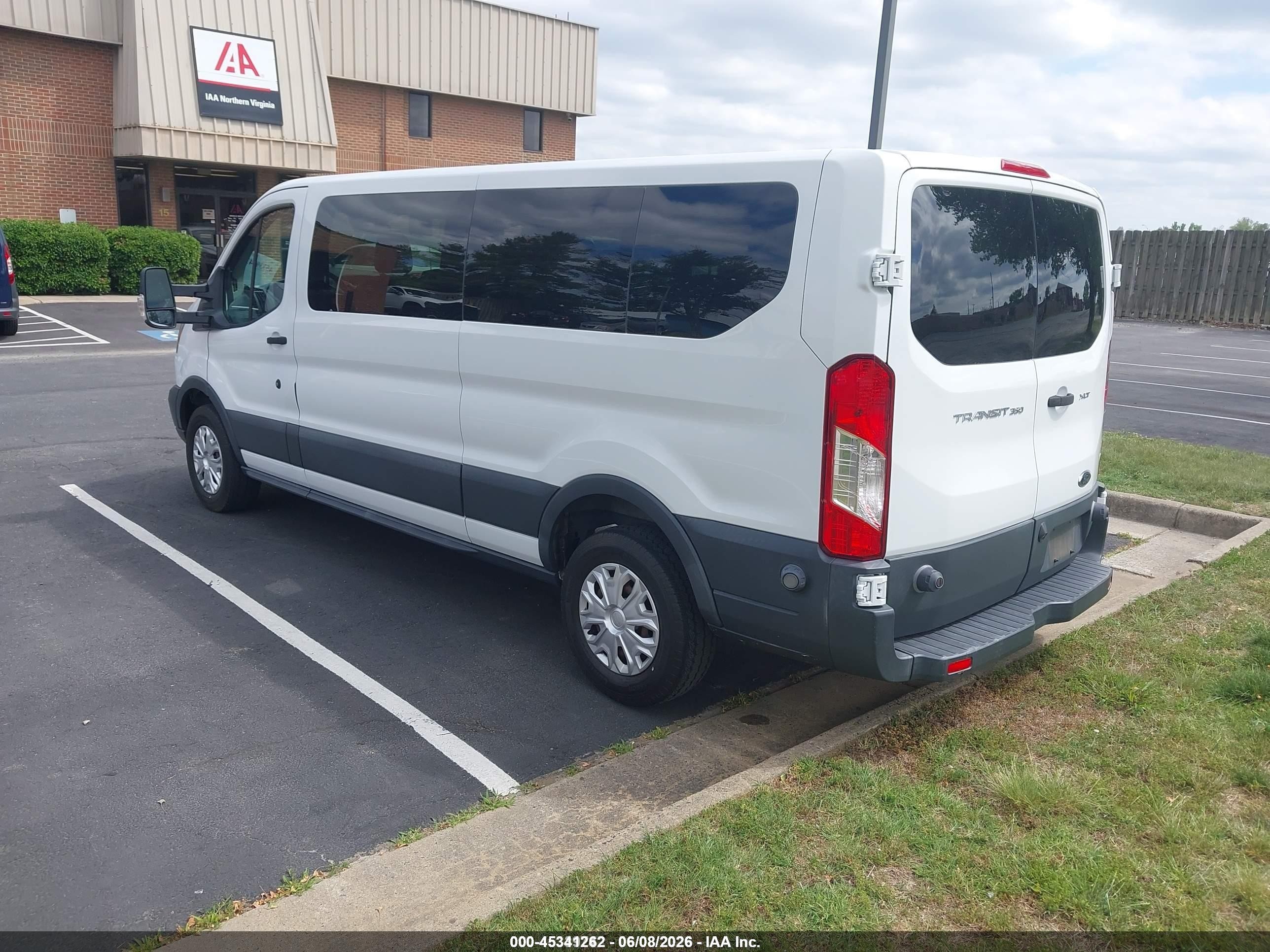 2015 Ford Transit-350 Xlt White vin: 1FBZX2ZM9FKB10132