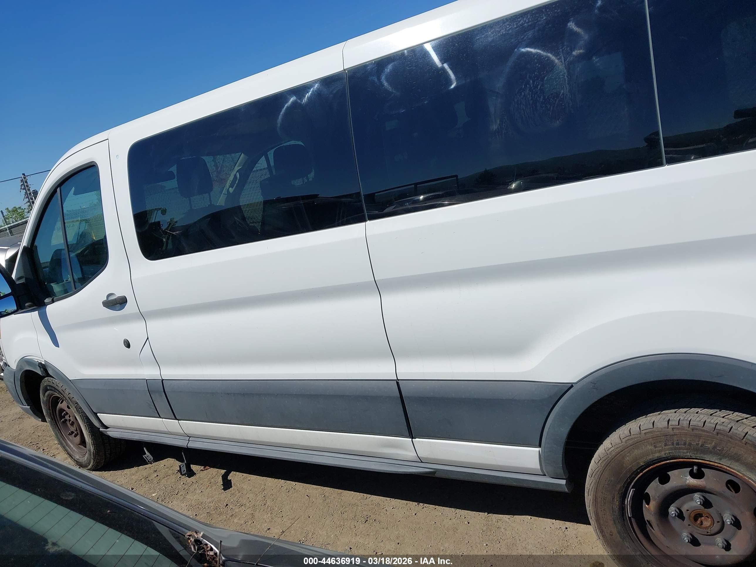 2015 Ford Transit-350 Xlt White vin: 1FBZX2ZM9FKB27884